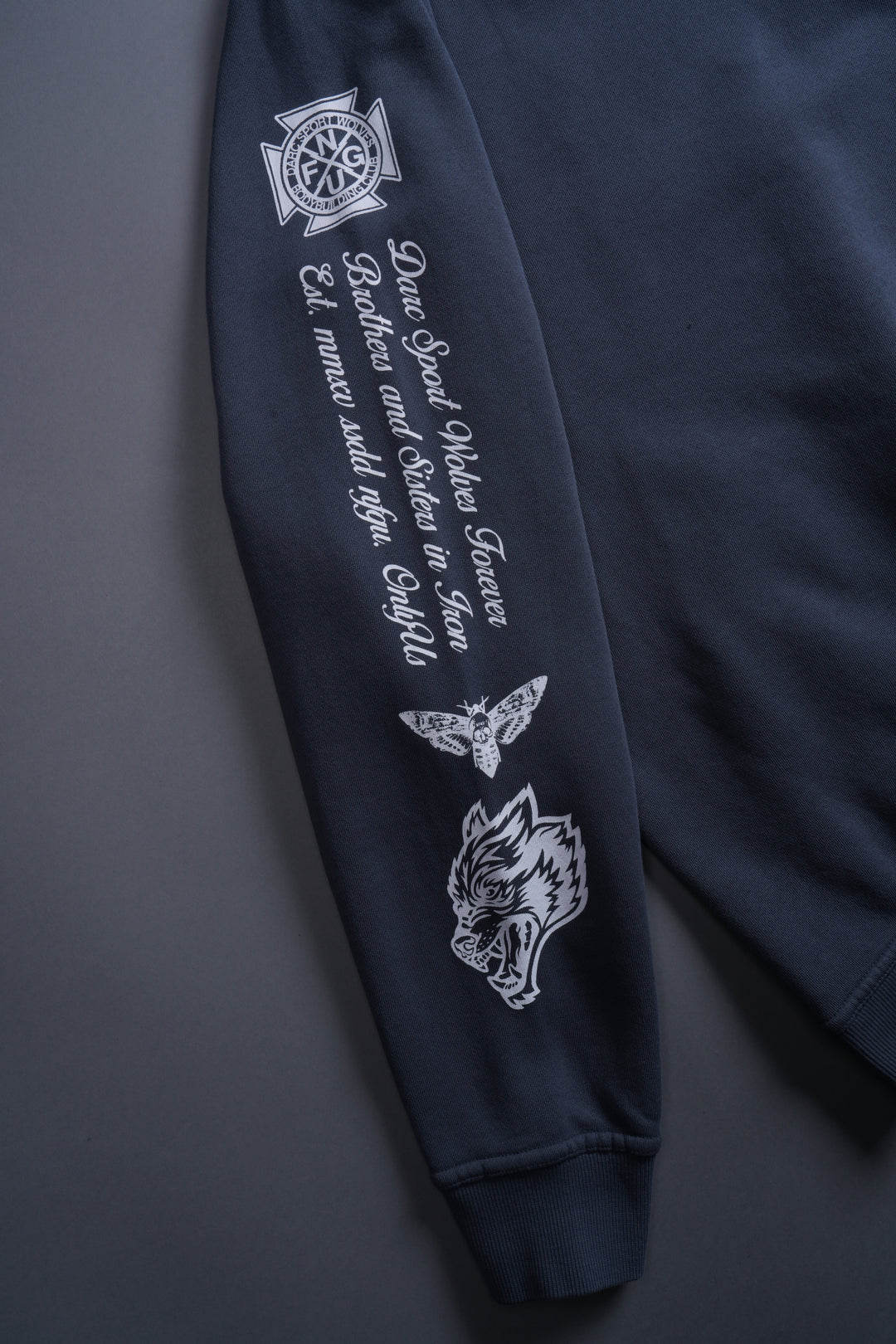 Always SSDD NFGU London Crewneck in Darc Blue