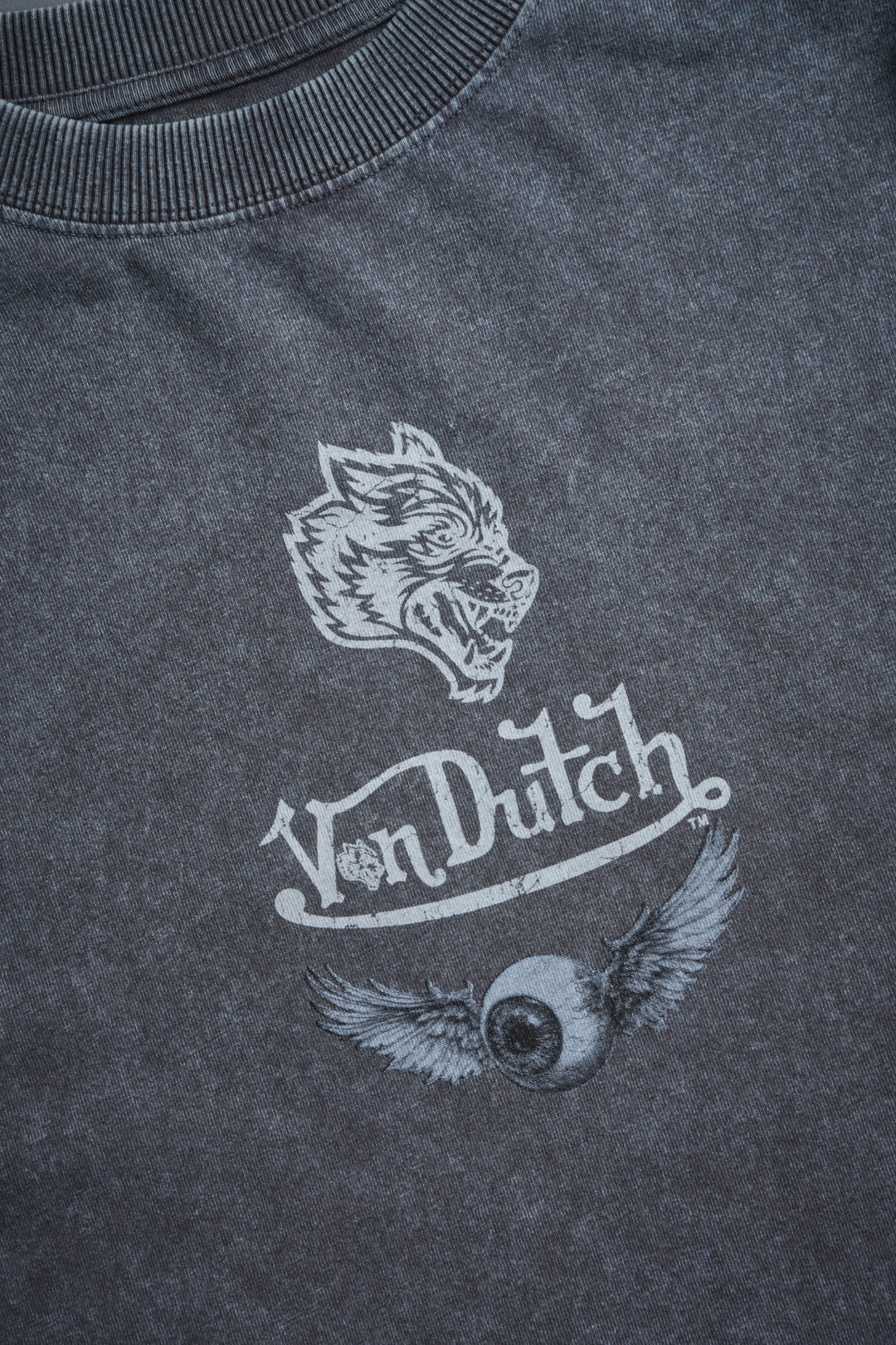 Take-Off Grunge Mid-Length Raw Hem LS Tee in Wolf Gray