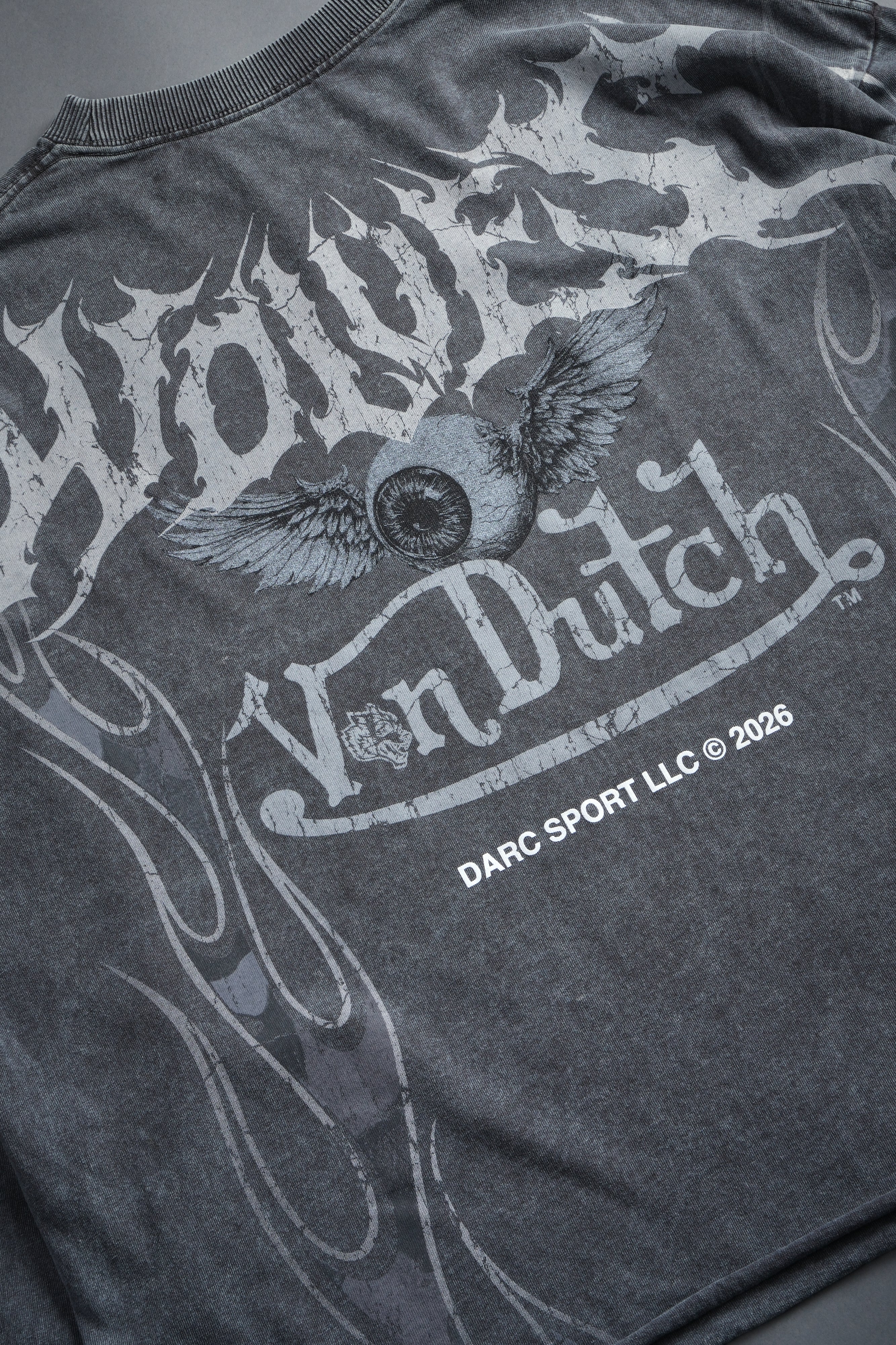 Take-Off Grunge Mid-Length Raw Hem LS Tee in Wolf Gray