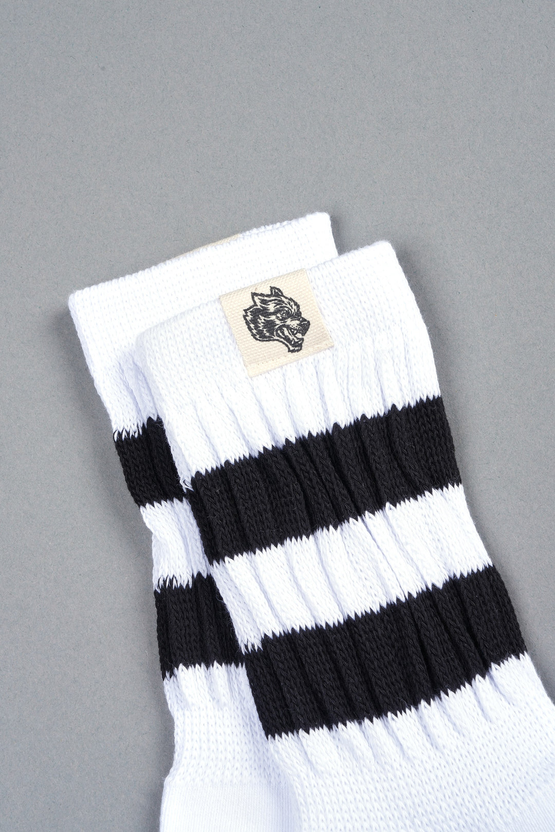 Wolf Patch V2 2 Stripe Comfy Socks in White/Black