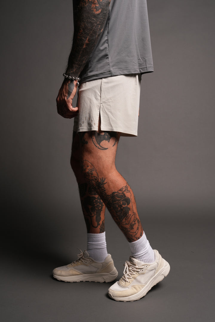 Pyramid V3 Rocky Running Shorts In Cream
