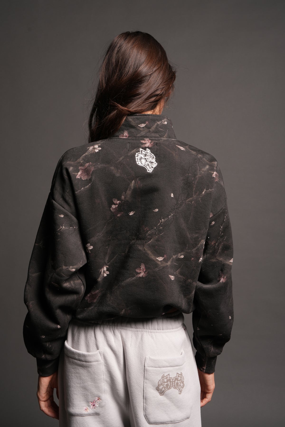 Stud Pyramid She Everson Mockneck Sweater In All Of Us Camo