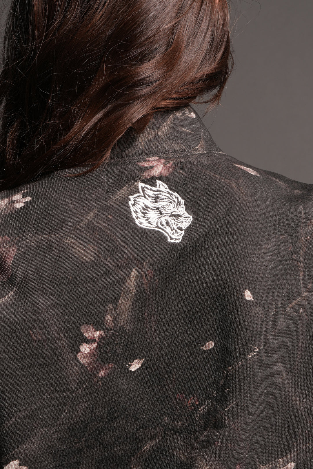 Stud Pyramid She Everson Mockneck Sweater In All Of Us Camo