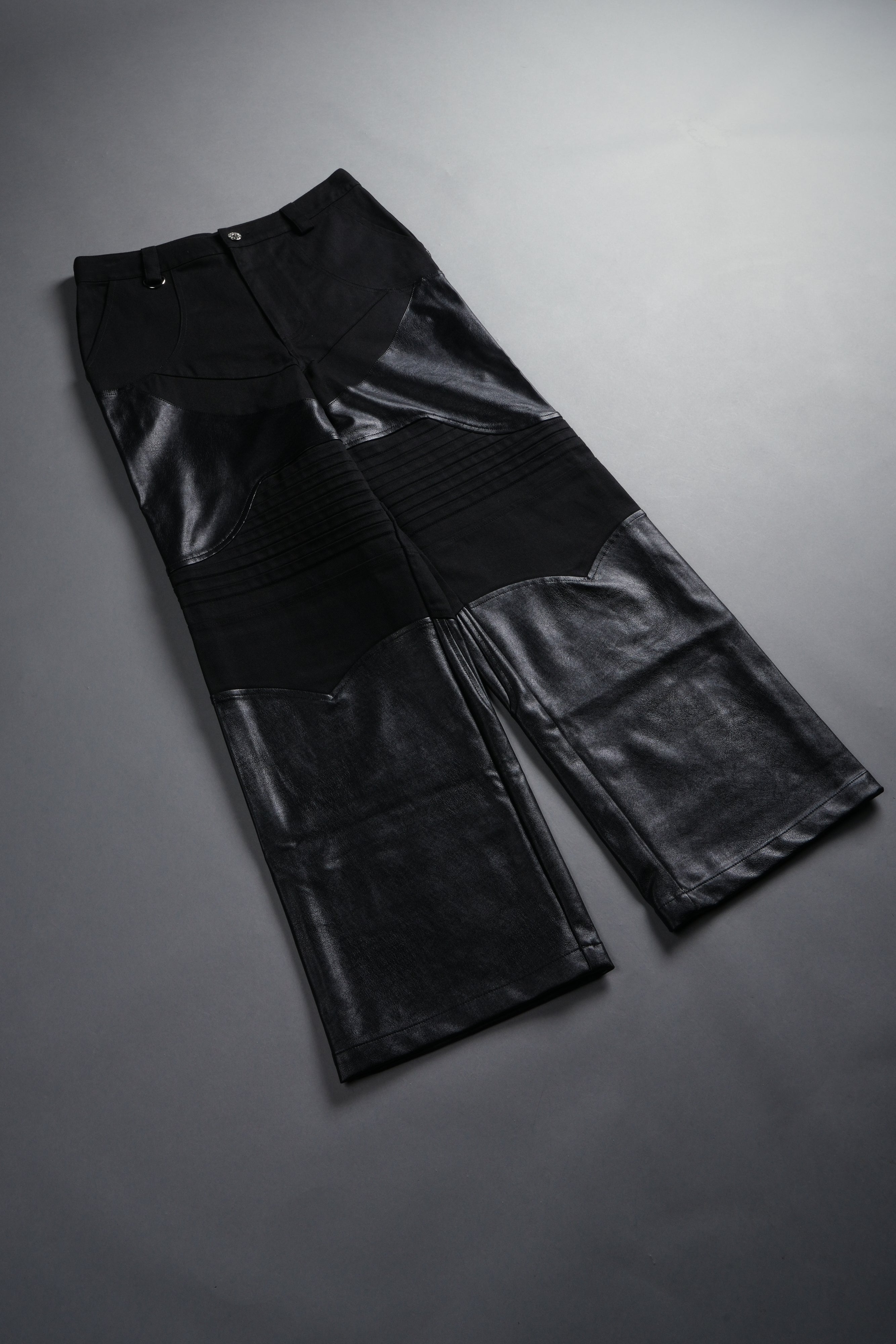 Wolf Chopper Onyx Pants in Black – DarcSport