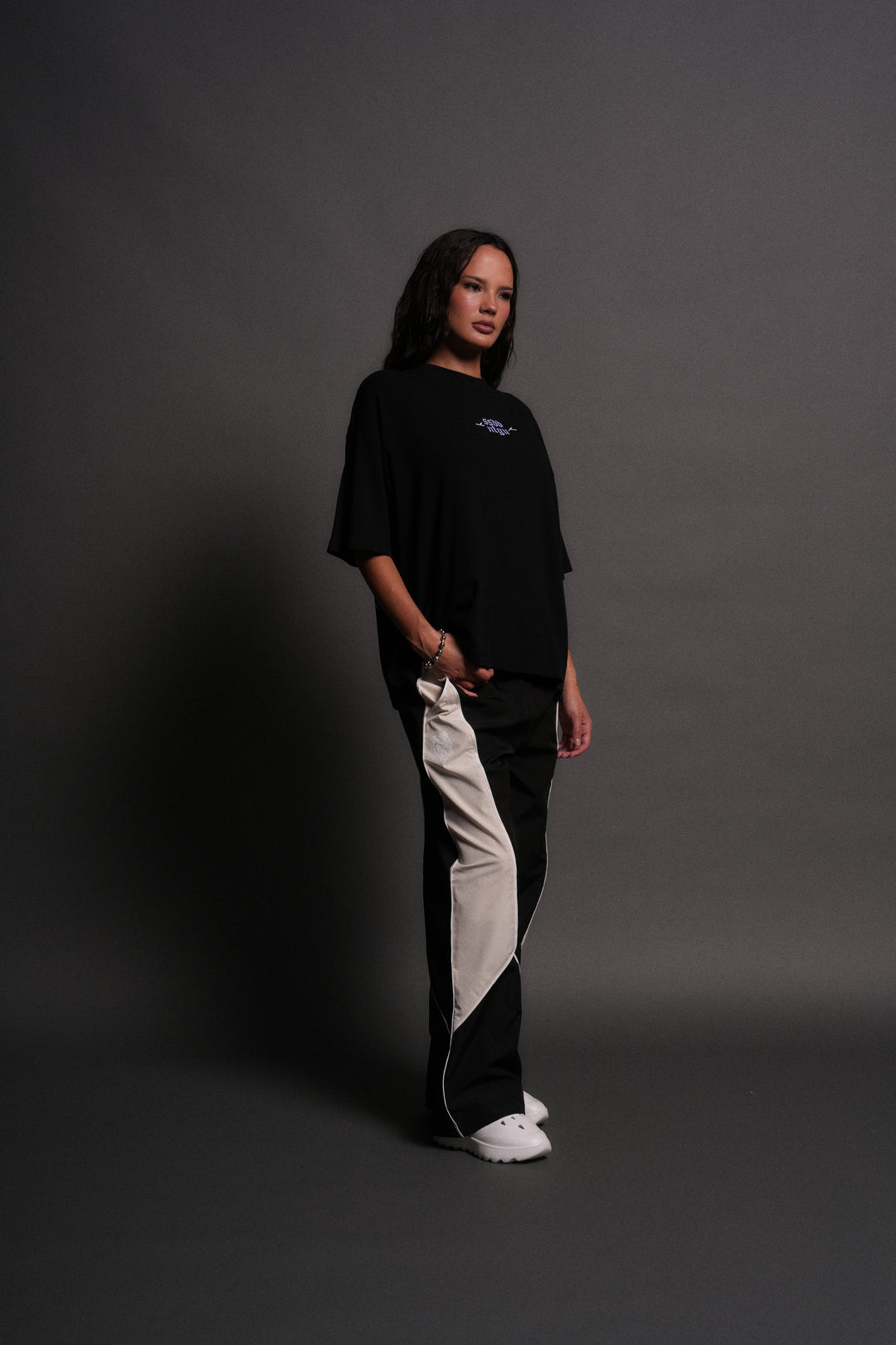 Cat Woman Forever Box Cut "Pump Cover" Tee in Black