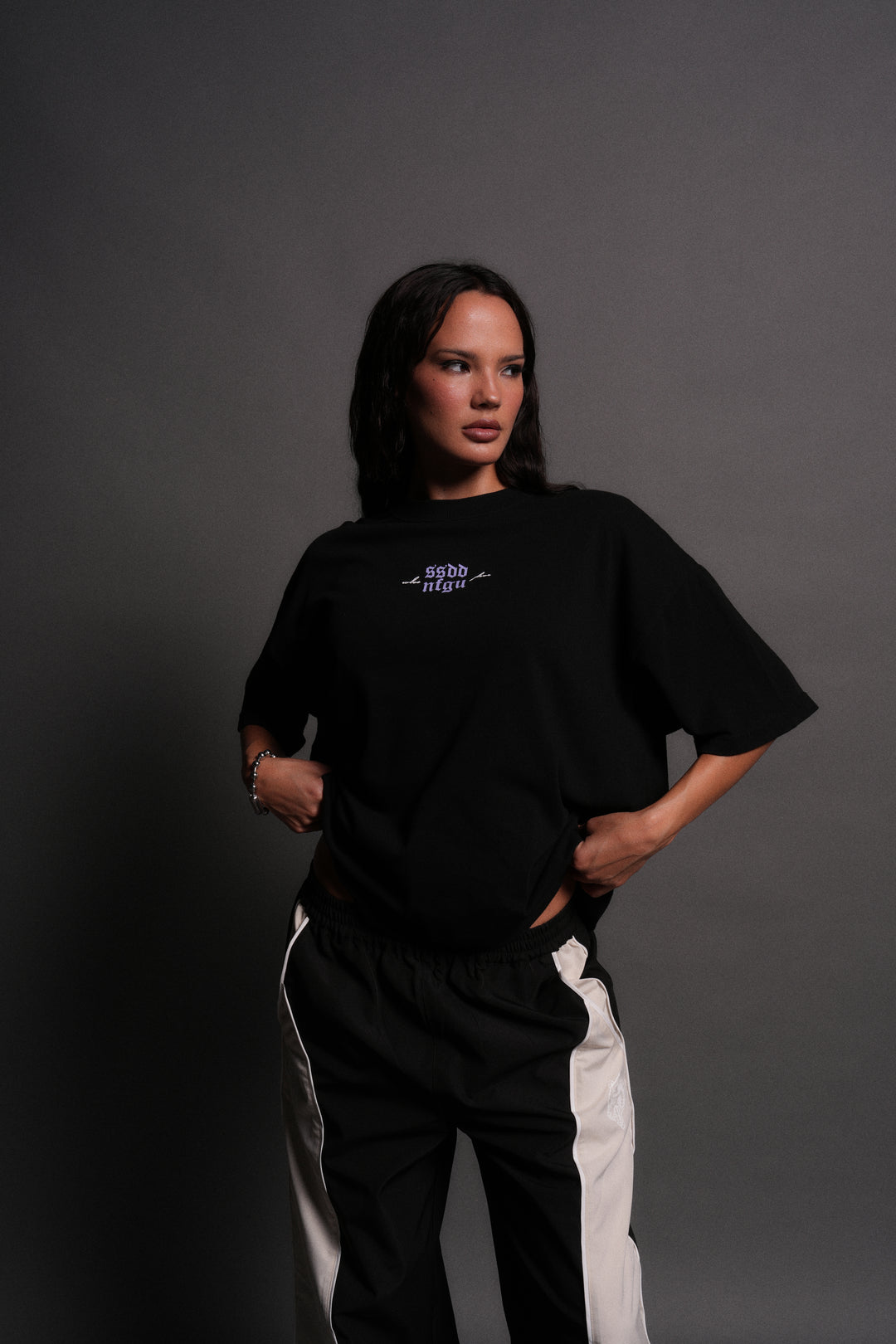 Cat Woman Forever Box Cut "Pump Cover" Tee in Black