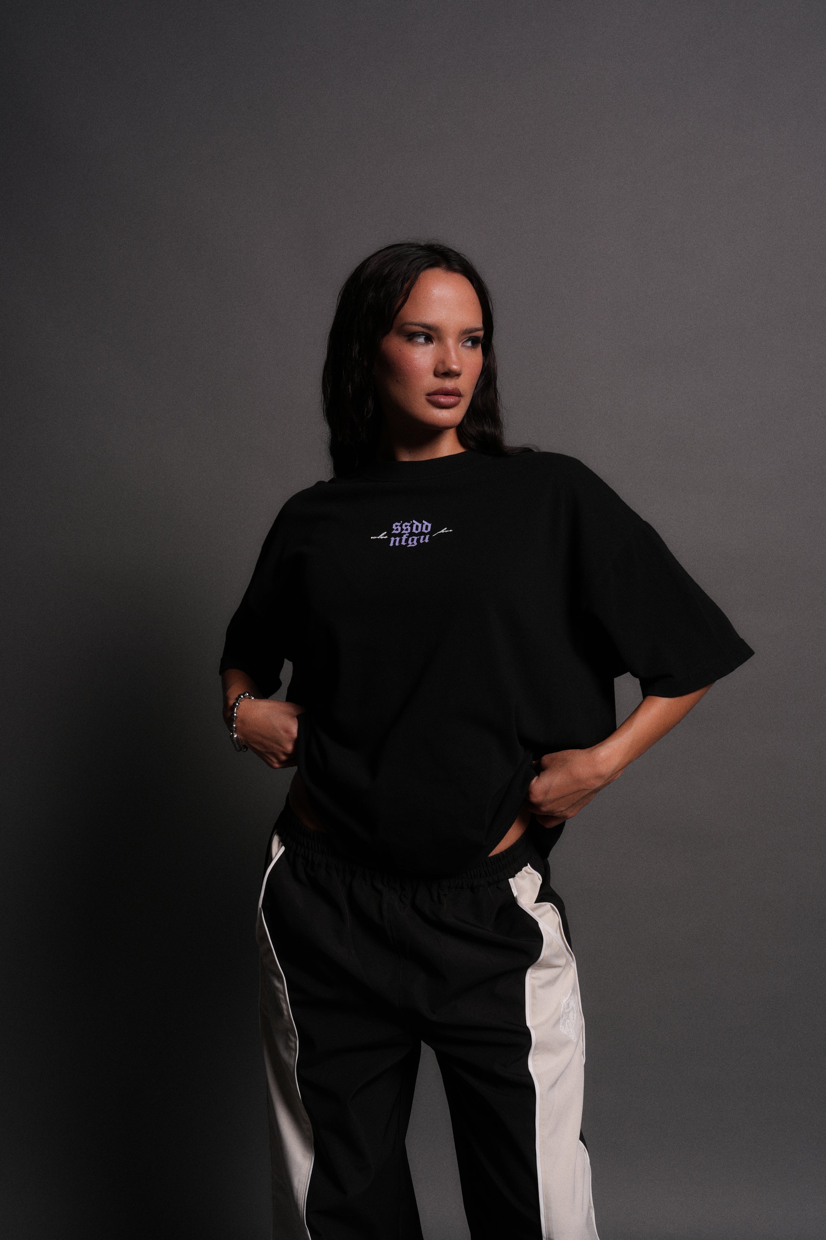 Cat Woman Forever Box Cut "Pump Cover" Tee in Black