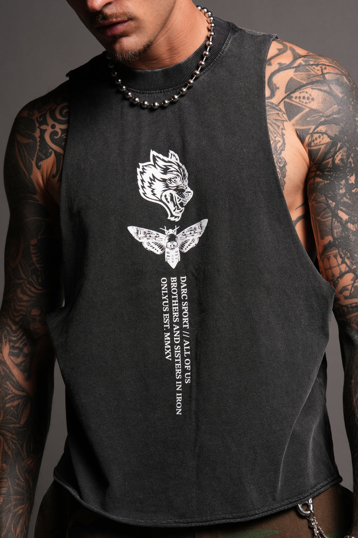 Big Wolf Head Grunge Raw Hem Box Cut Tommy Muscle Tee In Black