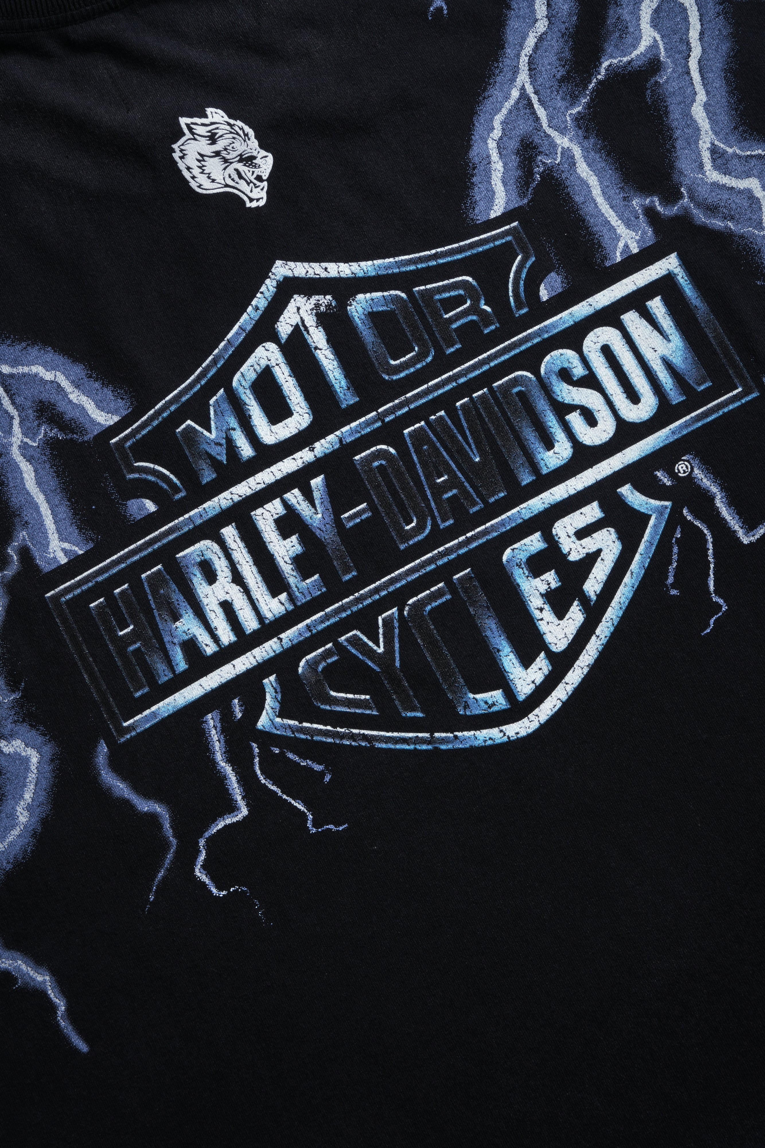 Iron Lightning Grunge Cut-Off Tee in Black Drift Wash