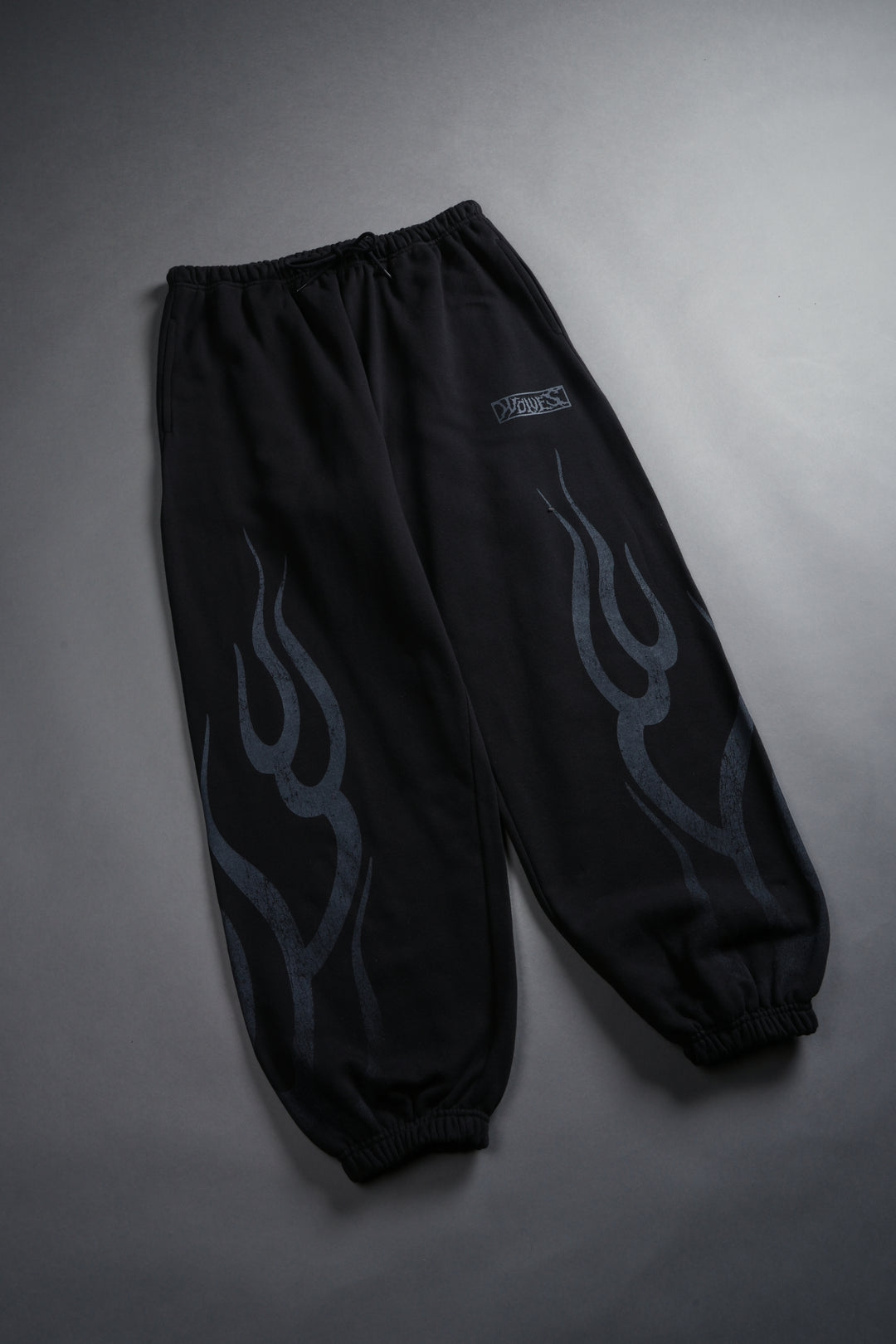 Hollow Flame Lightweight Lounger Sweat Pants in Black