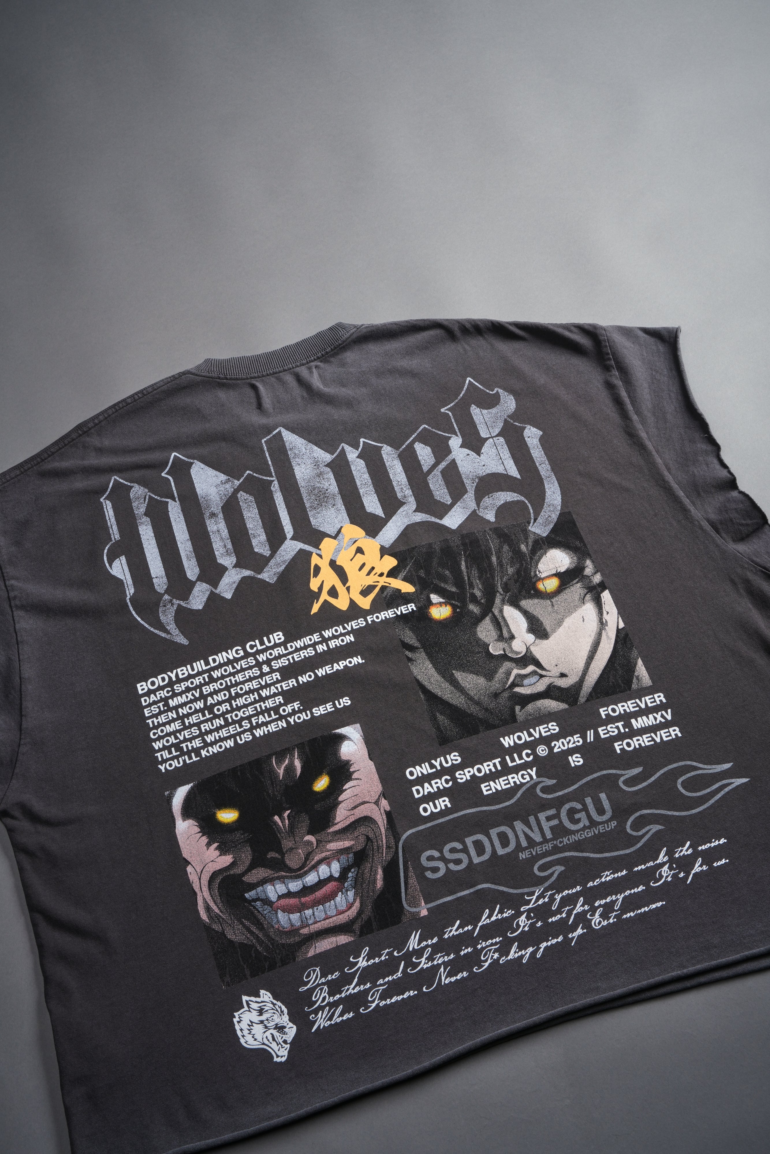 Hanma Legacy Grunge Cut-Off Tee in Wolf Gray