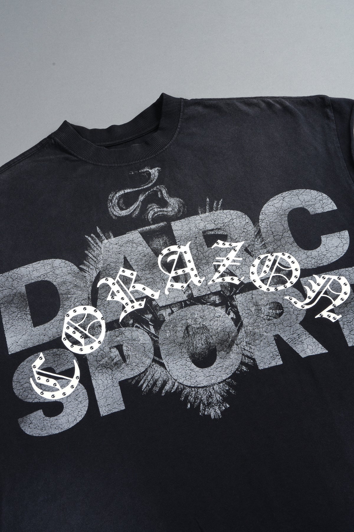 Ds Corazon Grunge Cut-Off Tee In Black Sun Fade