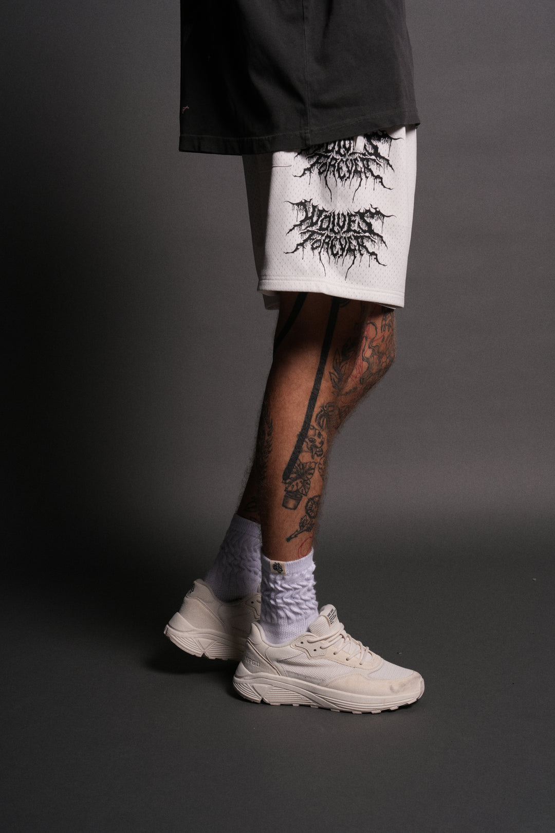 Shadow Mesh Shorts in Cream
