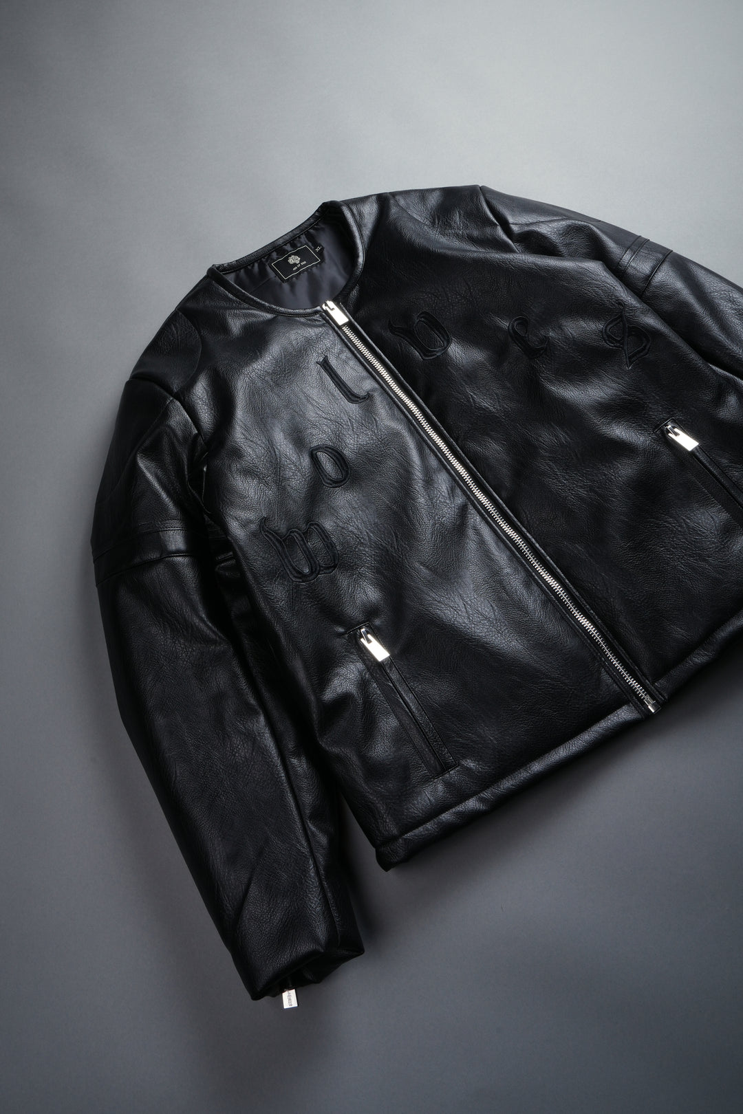 Wolves Pyramid Jesse Biker Jacket in Black