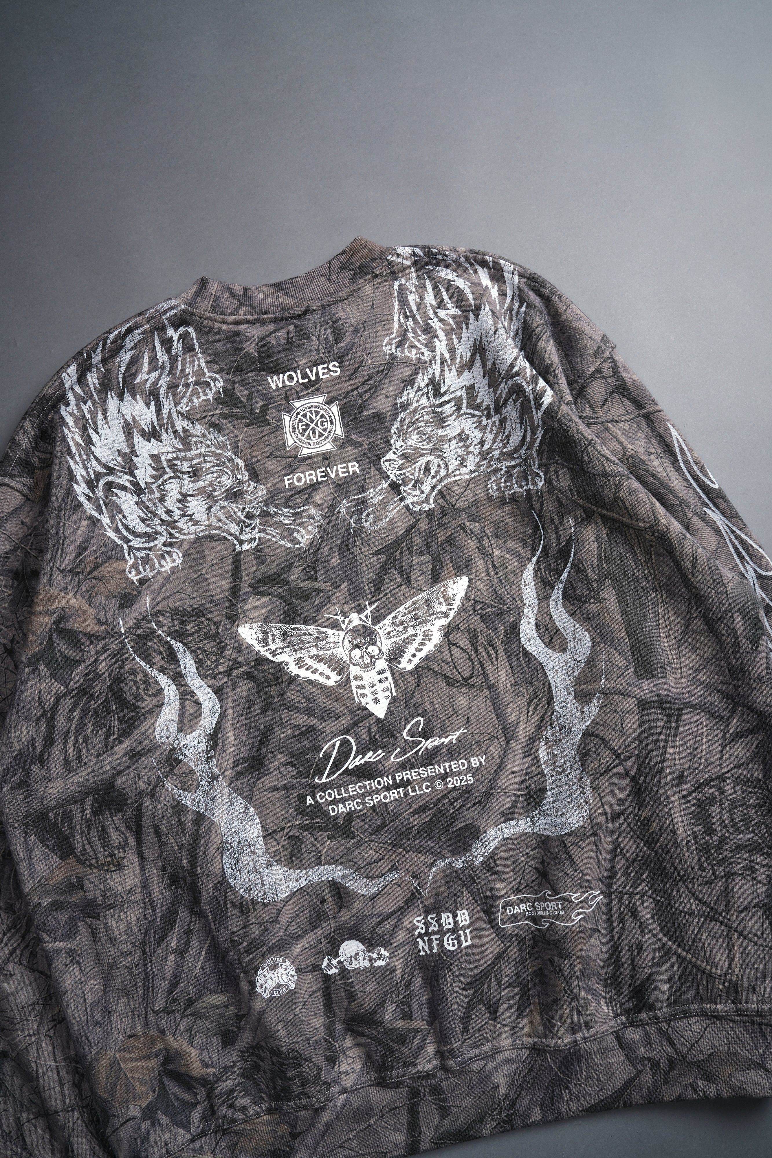 From The Top London Crewneck in Driftwood Wolf Forest Camo