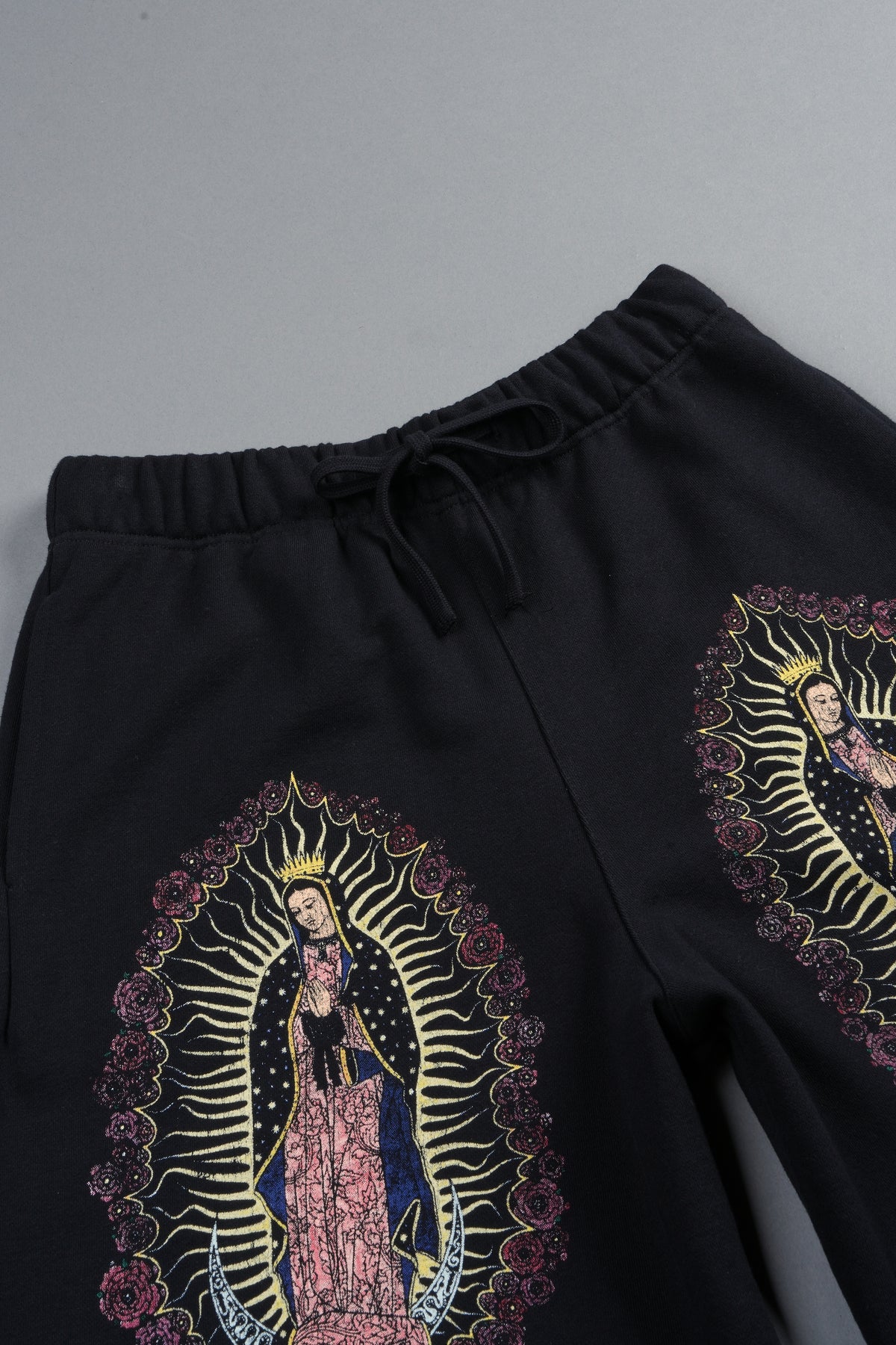 Dama De Las Rosas Grunge Oversized Raw Hem Post Lounge Sweat Shorts In Black