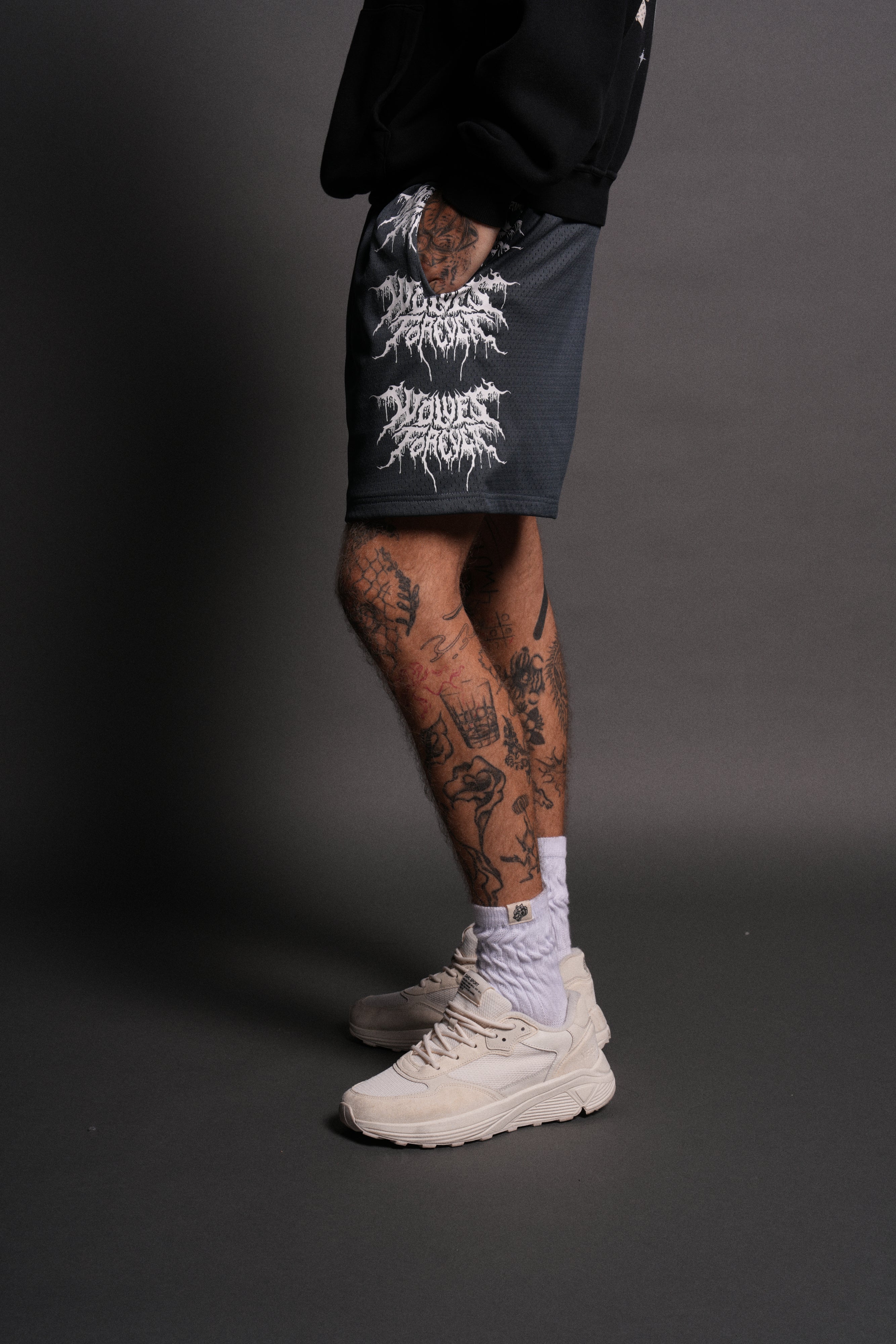 Shadow Mesh Shorts in Darc Blue