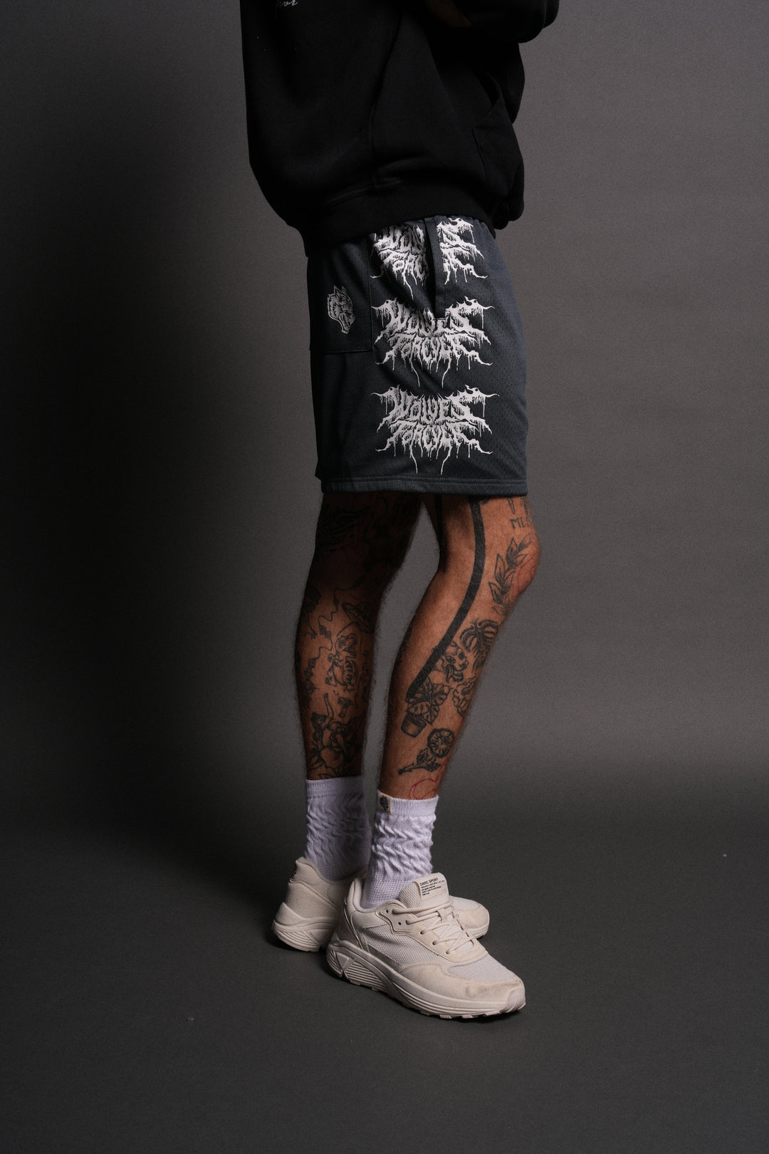 Shadow Mesh Shorts in Darc Blue