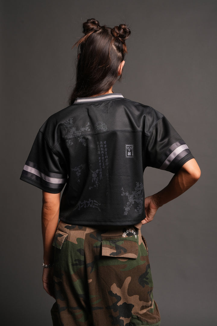 Honor She Football Crop Jersey in Black