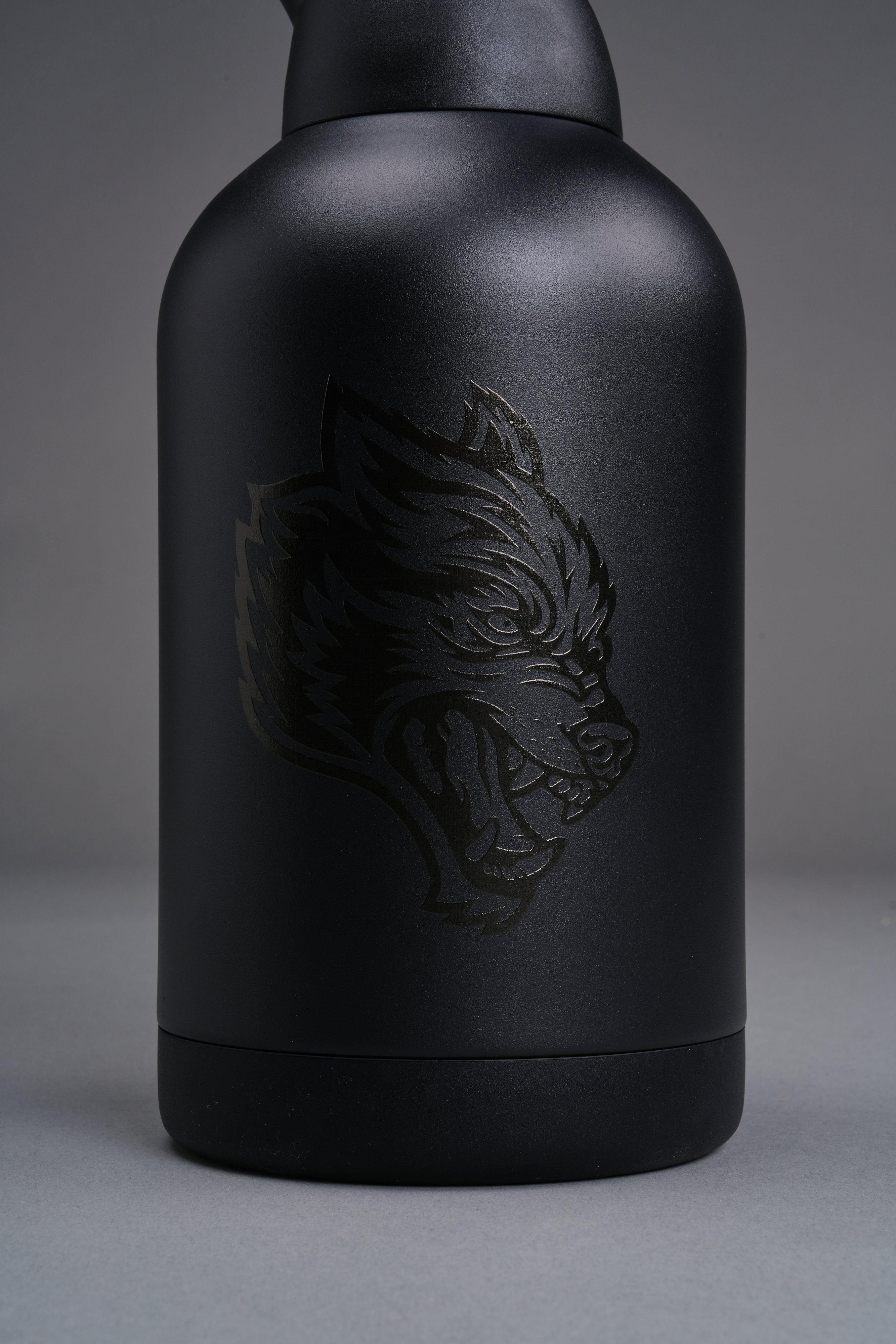 Wolf Head Water Jug in Black