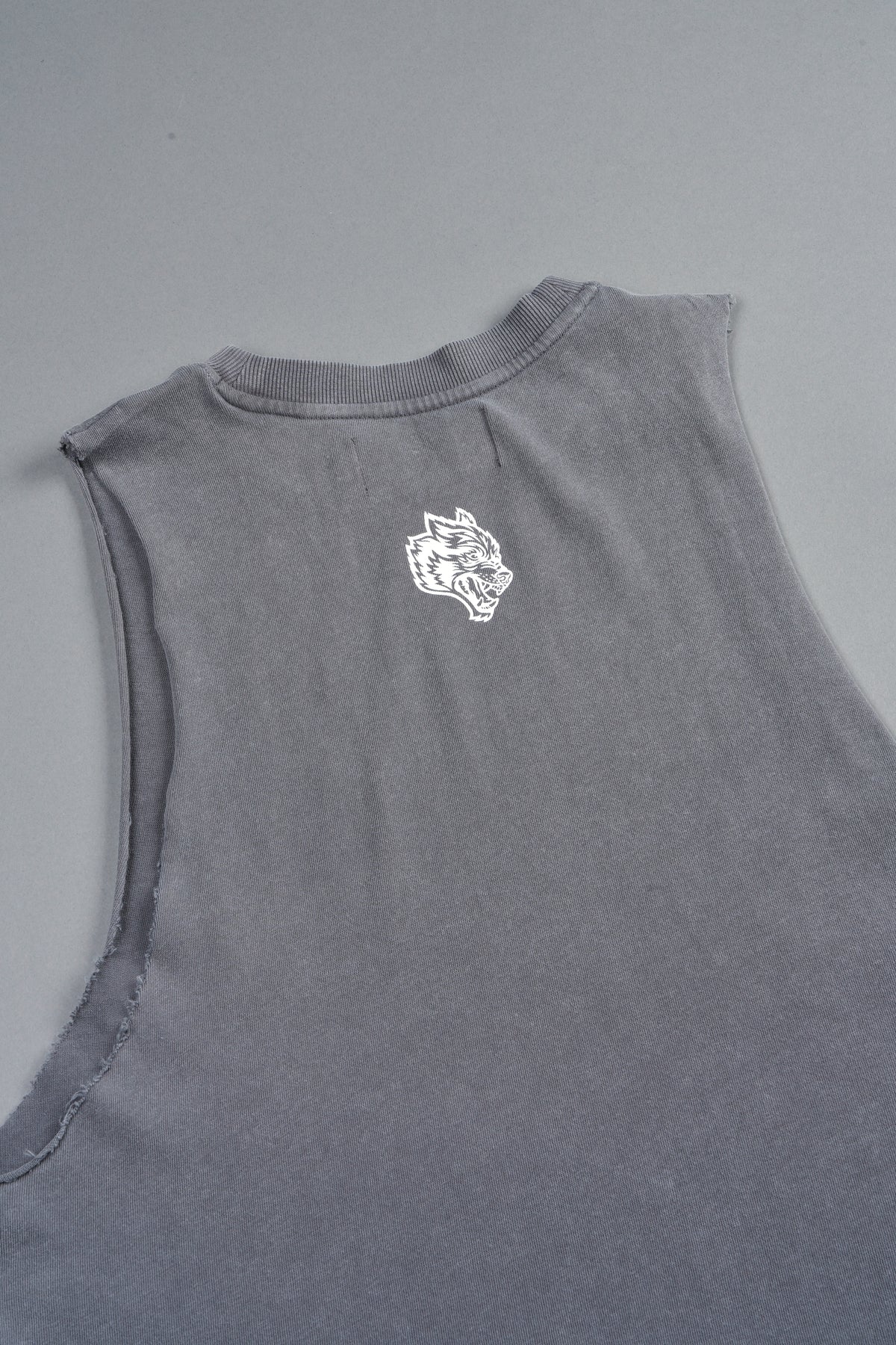 Dama De Las Rosas V2 Tommy Muscle Tee In Slate Gray