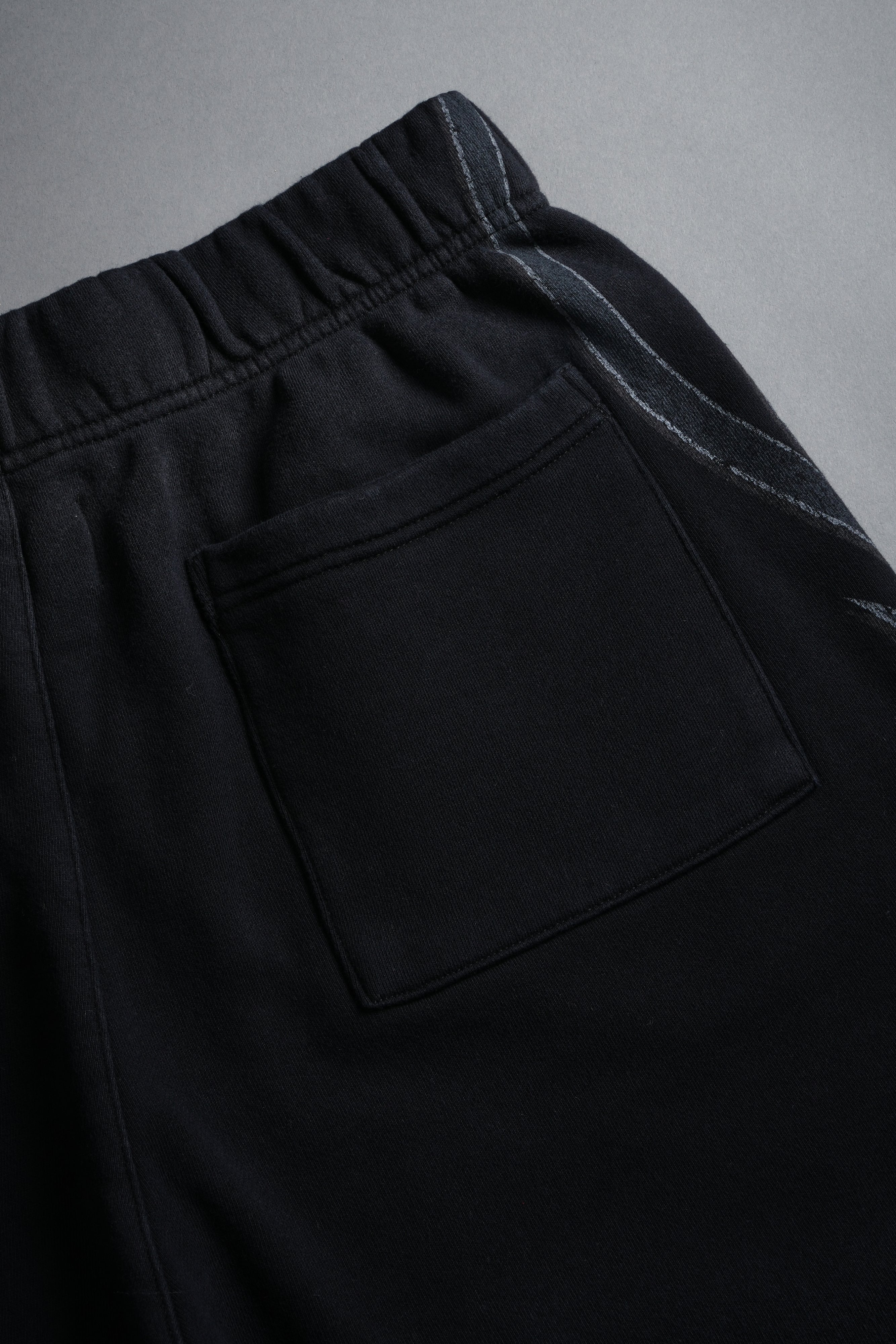 Real Recognize Real Unisex Oversized Post Lounge Sweat Shorts V2 in Black Drift Wash