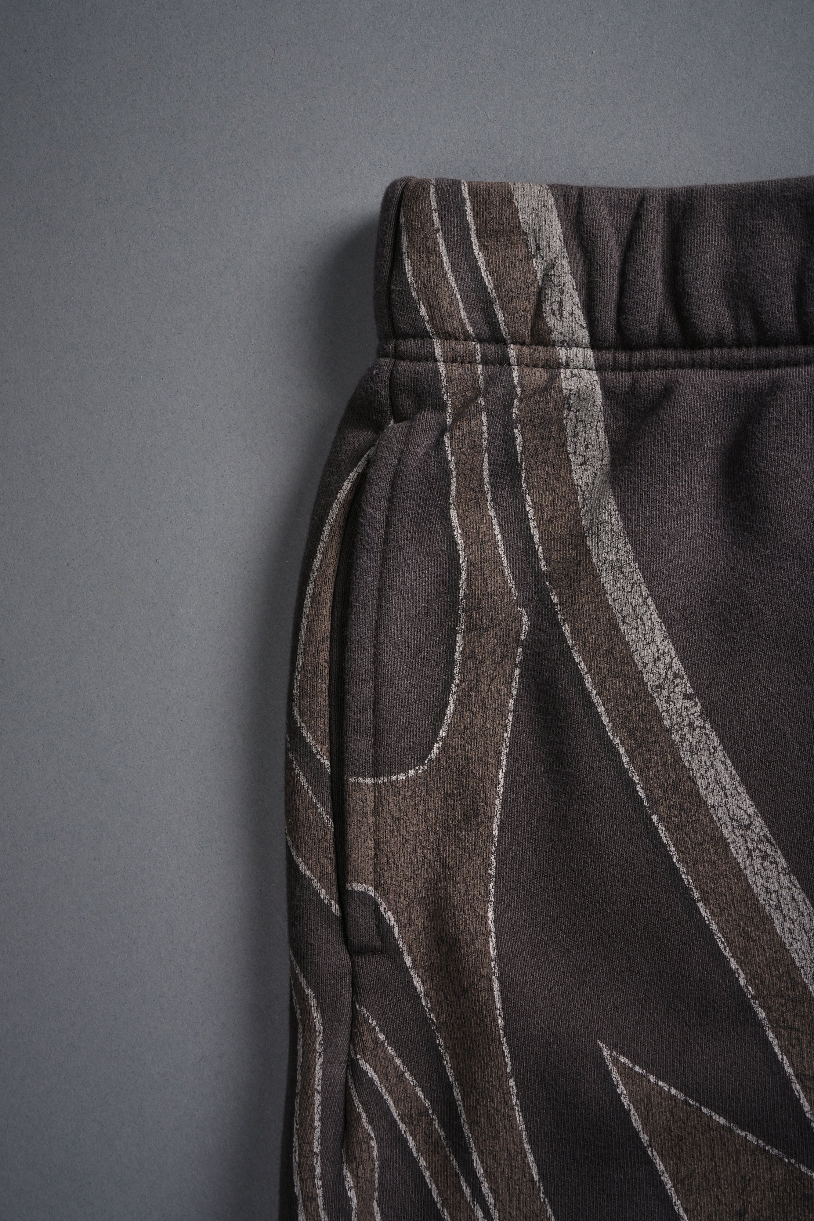 Real Recognize Real Unisex Oversized Post Lounge Sweat Shorts V2 in Darc Brown Drift Wash