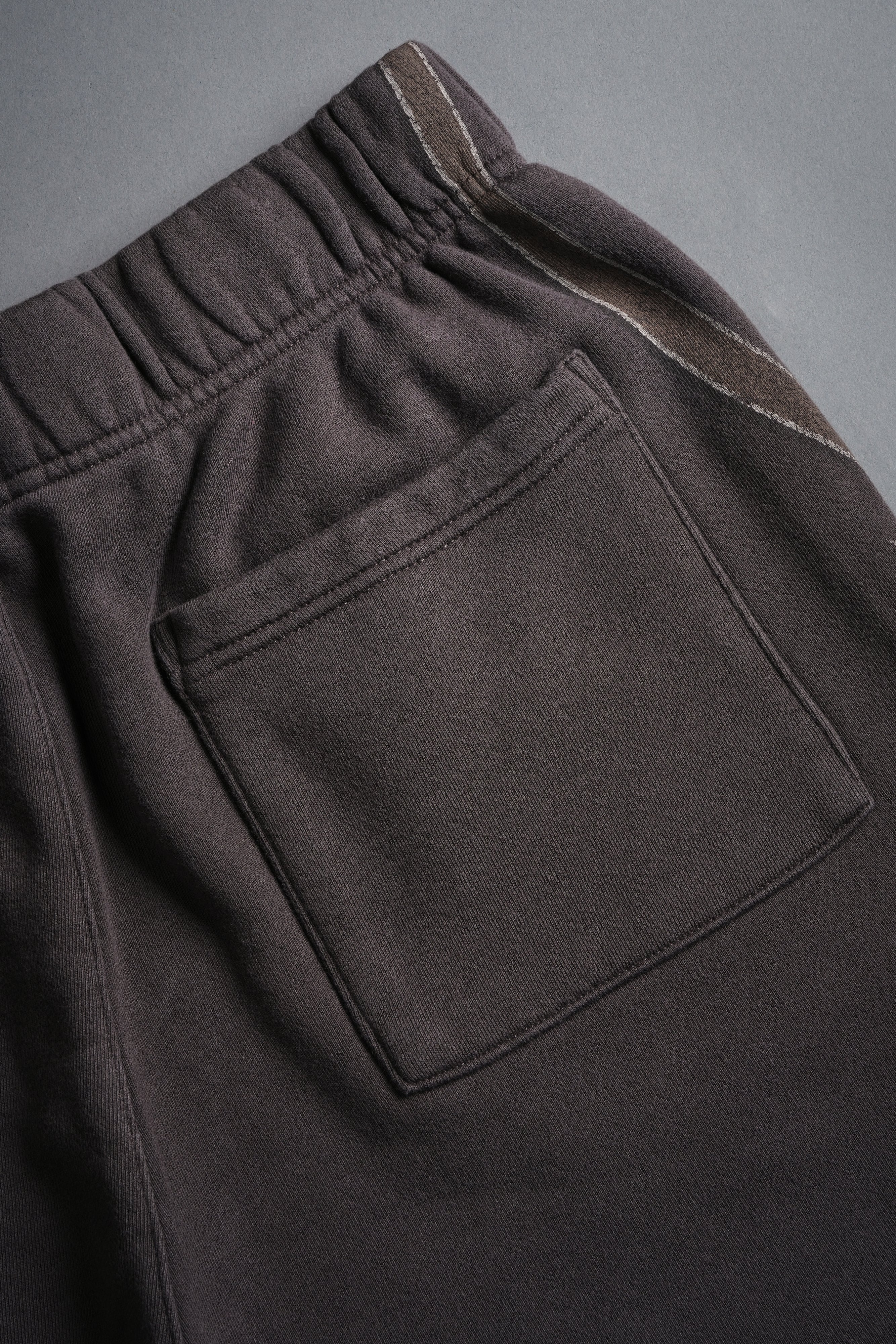 Real Recognize Real Unisex Oversized Post Lounge Sweat Shorts V2 in Darc Brown Drift Wash