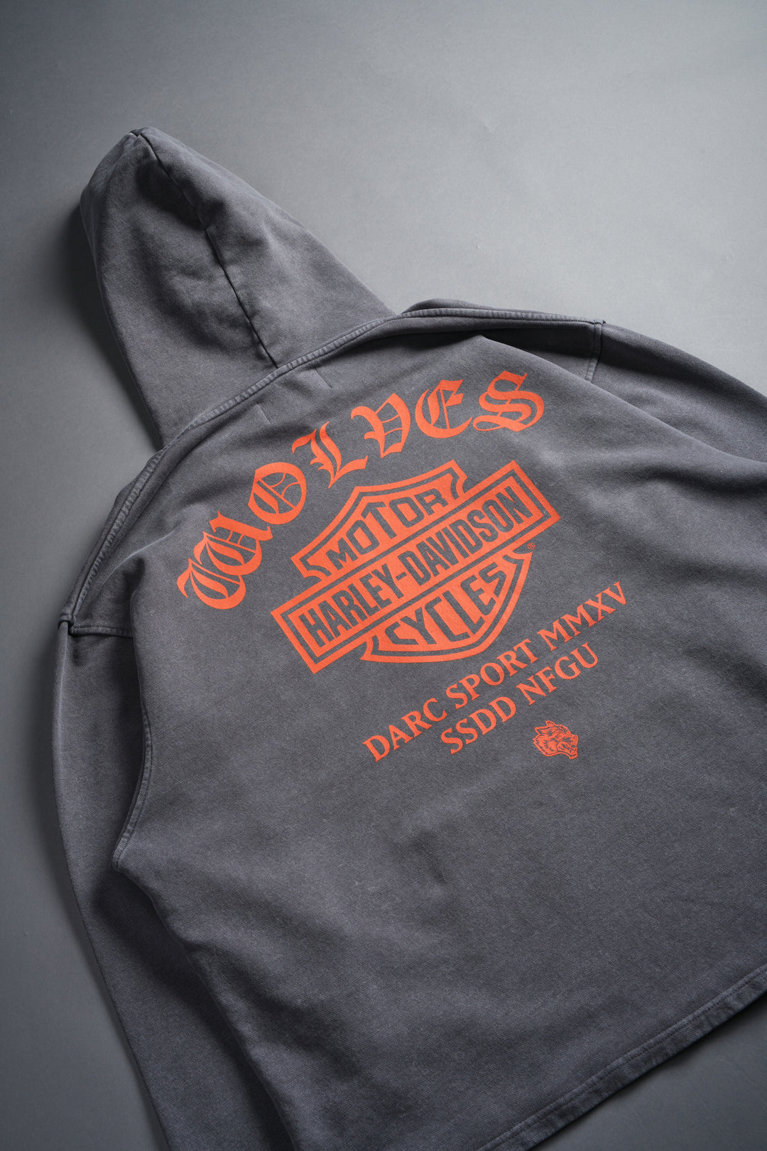 Harley-Davidson Wolves "Moaty" Hoodie in Slate Gray
