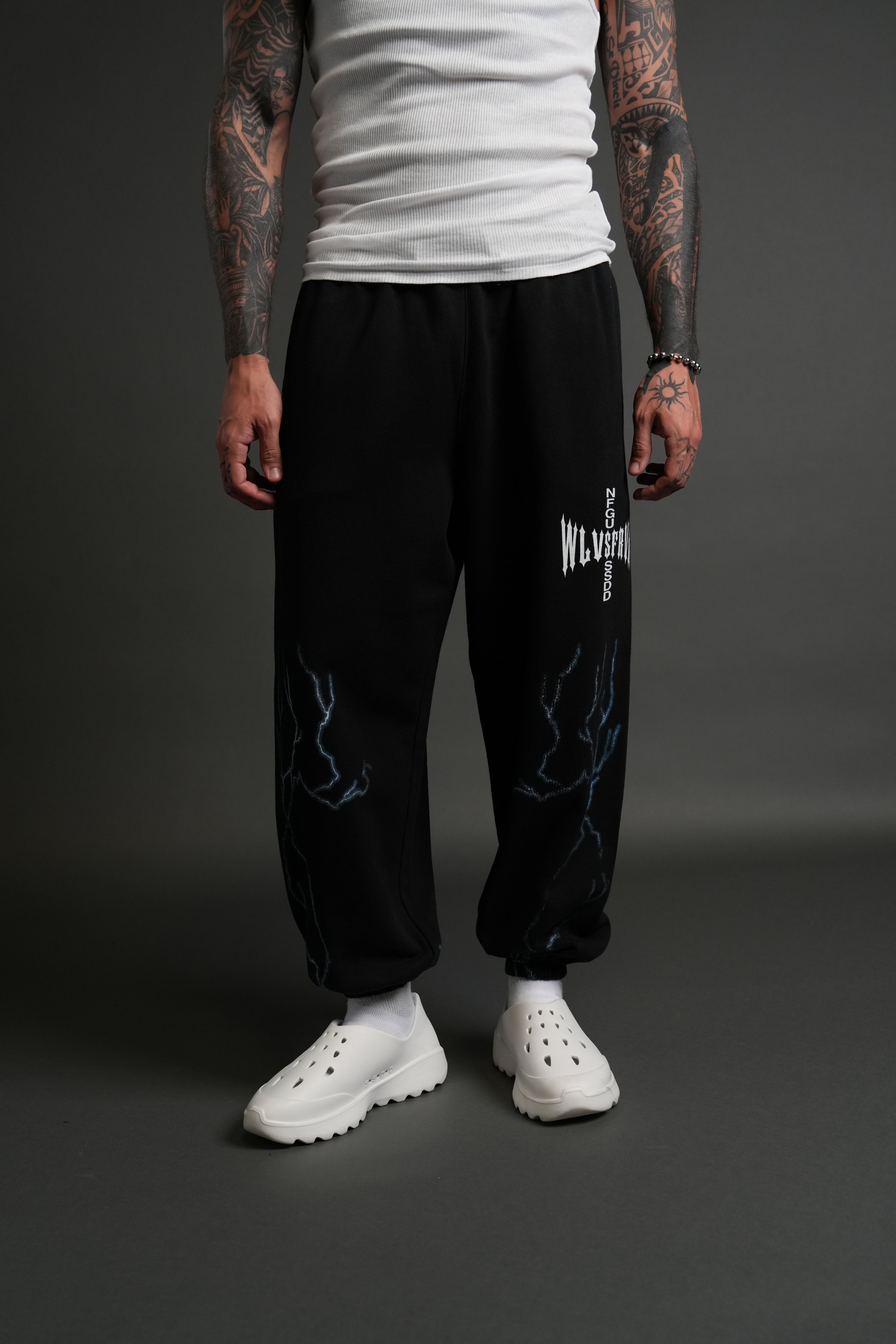Iron Code Lounger Sweat Pants in Black Drift Wash