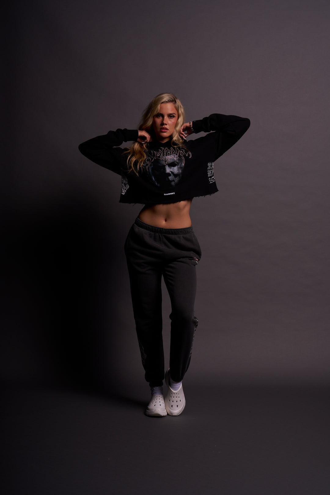 It's Time "Wyoming" (Cropped) Hoodie in Black