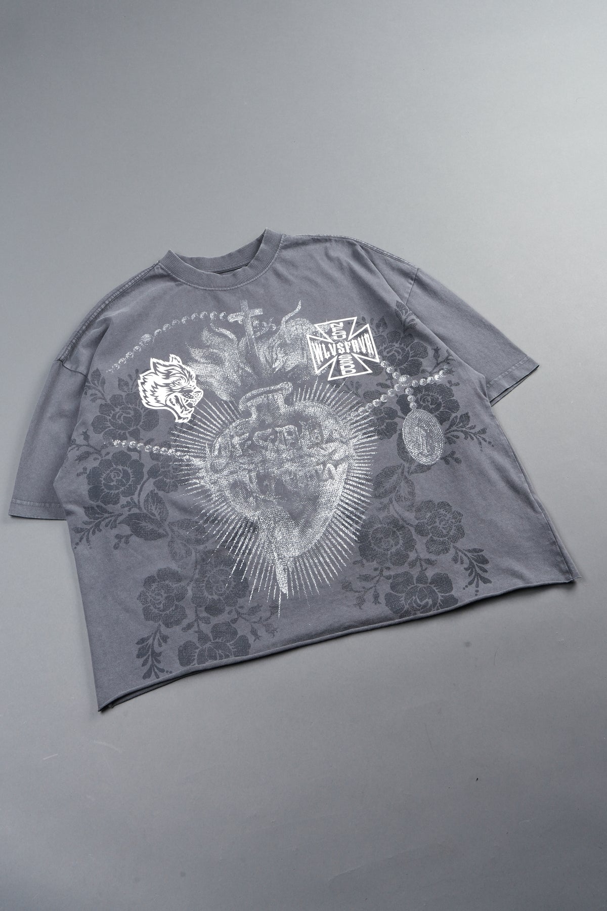 El Rosario Grunge Raw Hem Box Cut Tee In Slate Gray