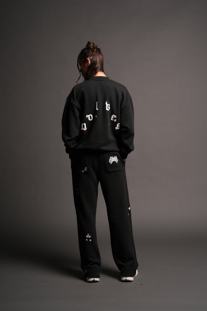 Sakura Pyramid Premium London Crewneck In Black