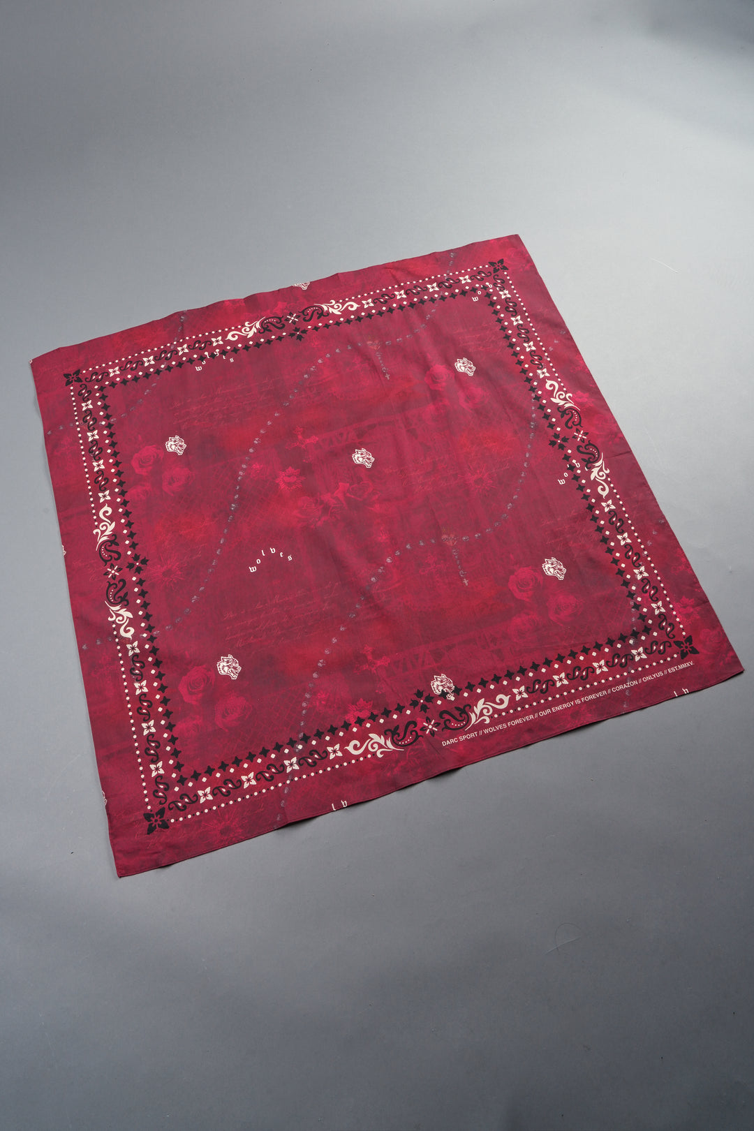 Wolves Pyramid Babushka Scarf In Rosas De Sangre