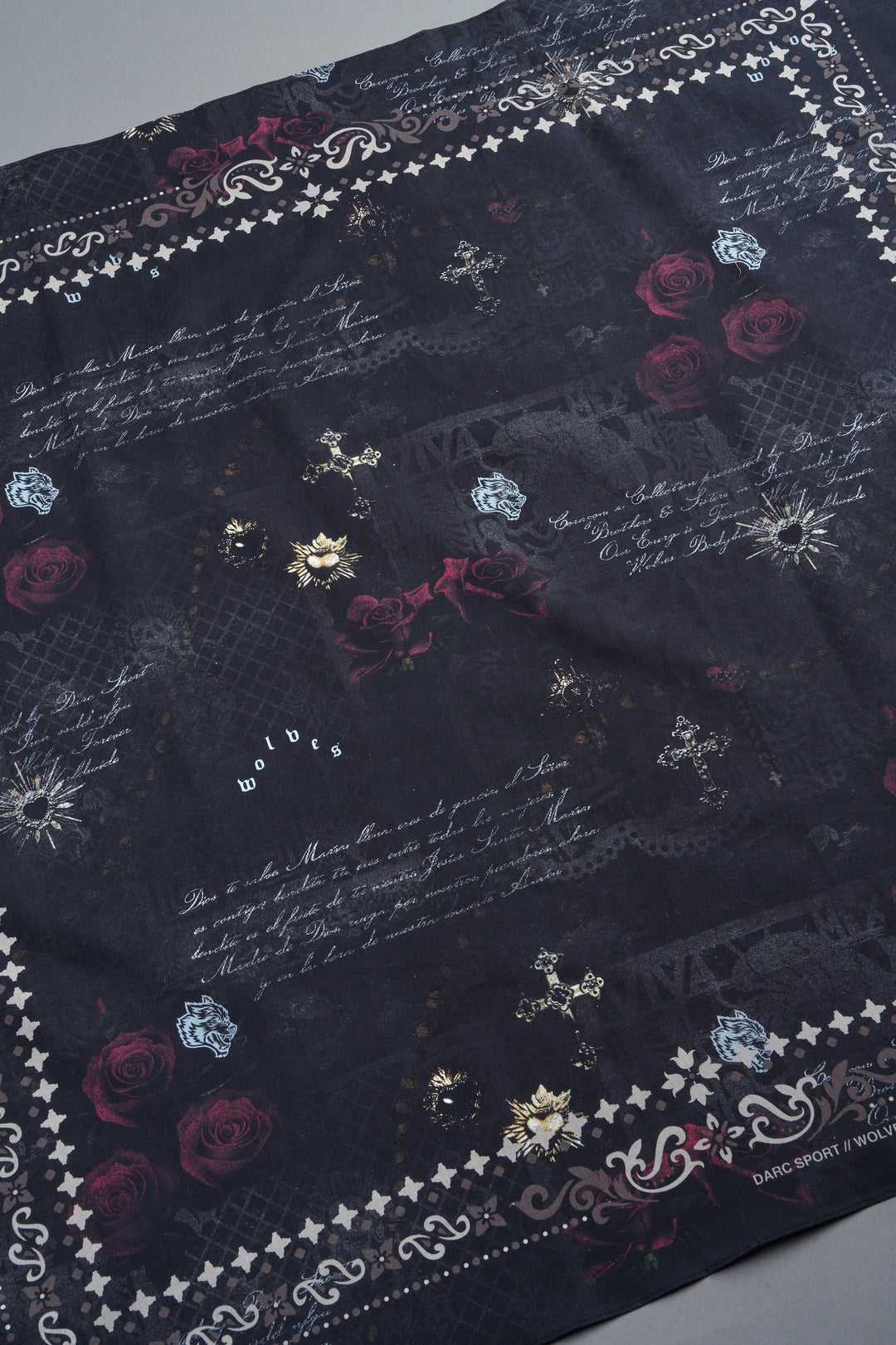 Wolves Pyramid Babushka Scarf In Midnight Sorrow