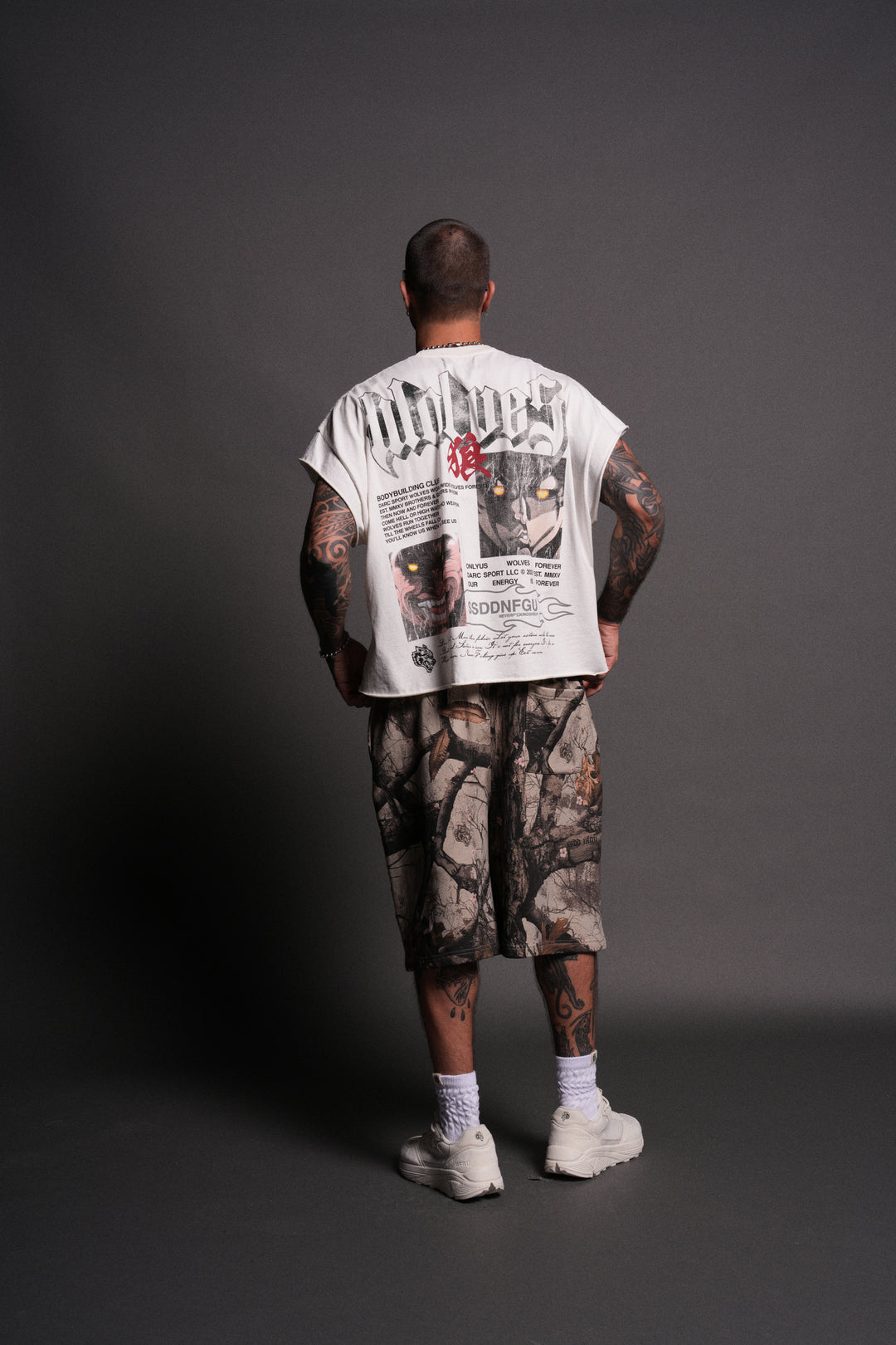 Hanma Legacy Grunge Cut-Off Tee in Cream