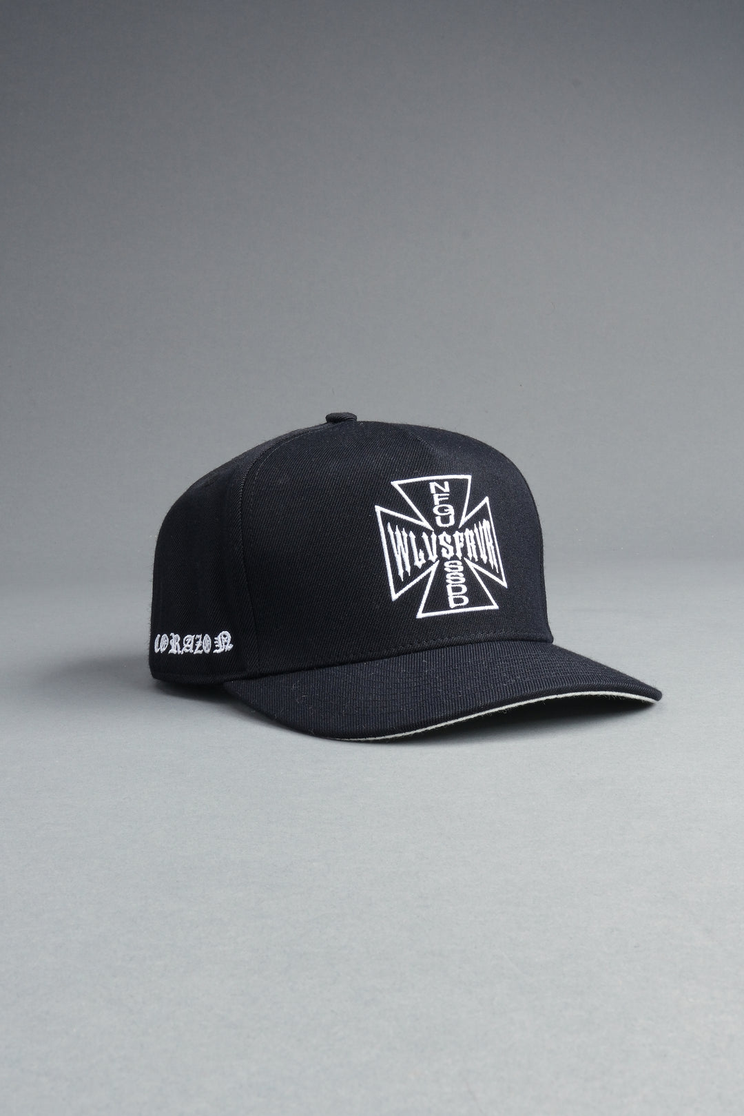 Darc Corazon Snapback In Black