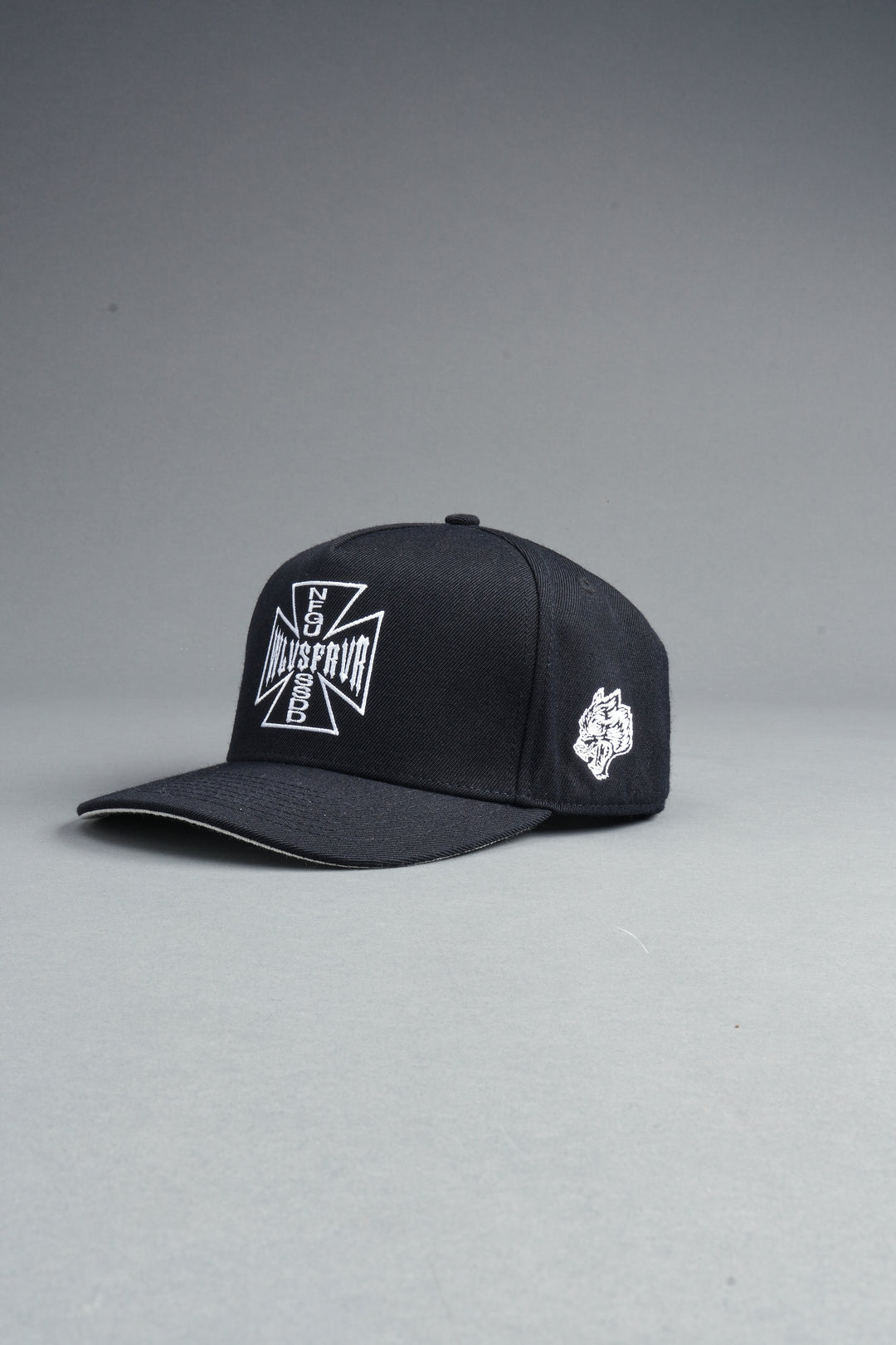 Darc Corazon Snapback In Black