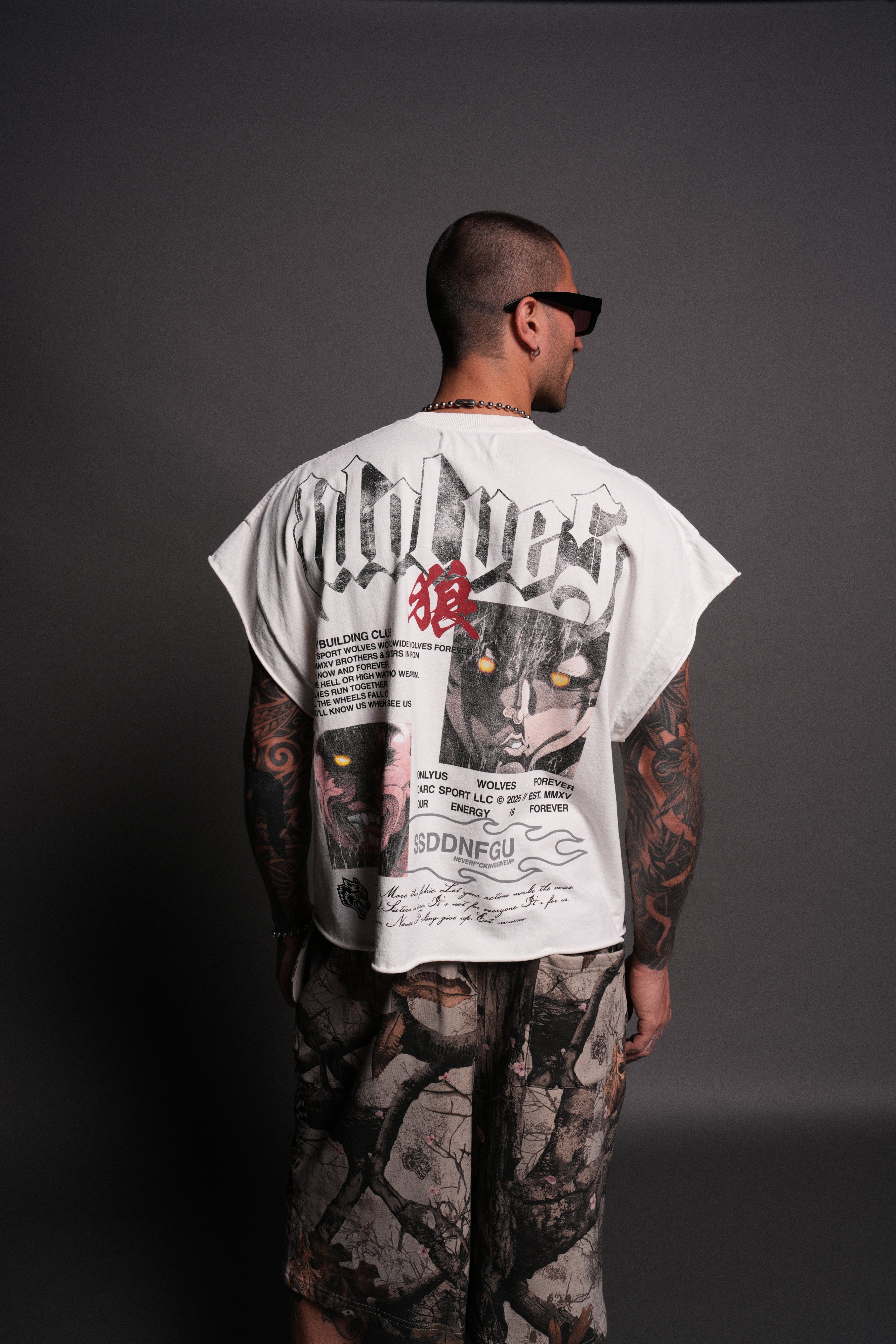 Hanma Legacy Grunge Cut-Off Tee in Cream