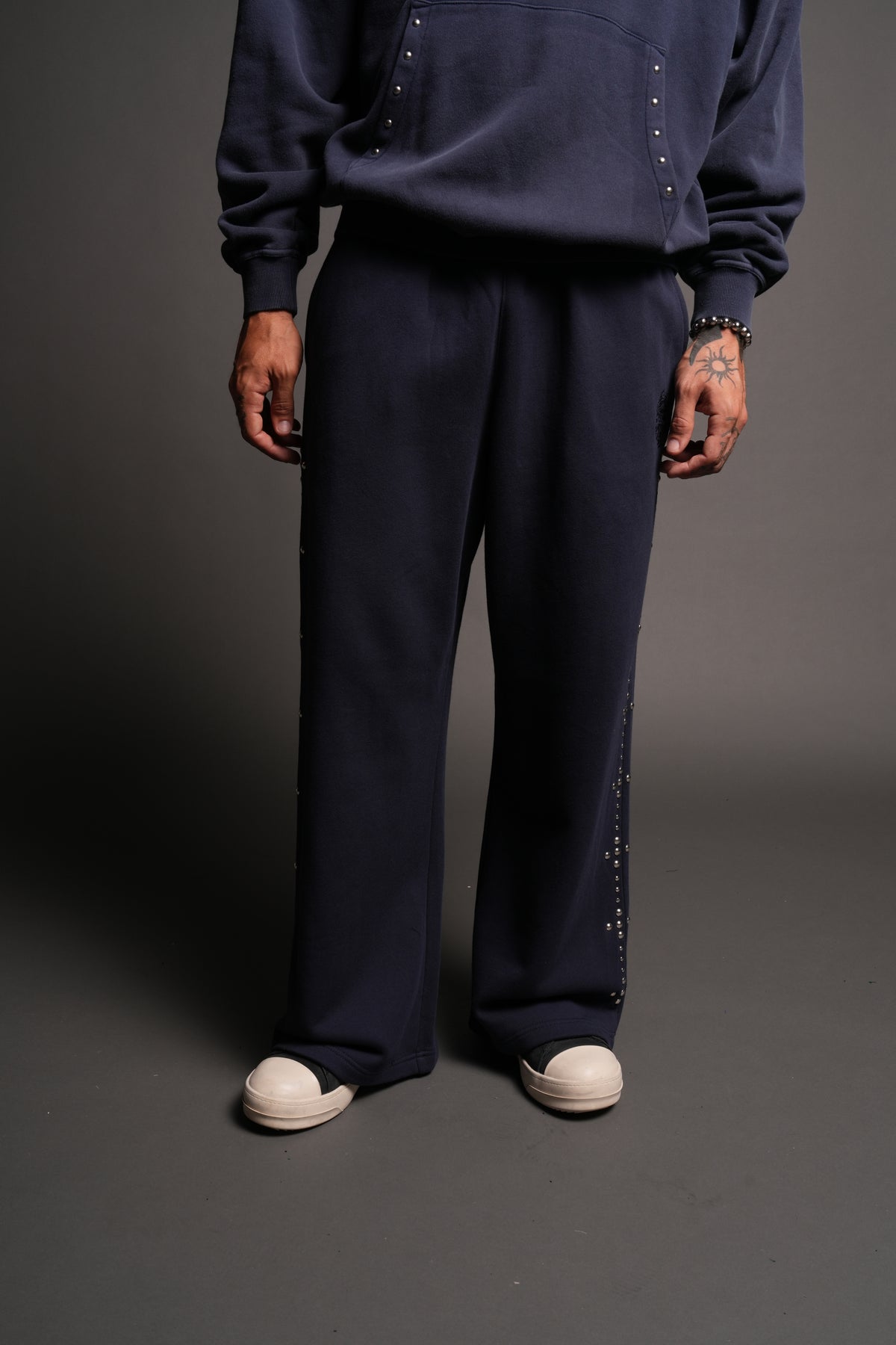 Wolves Heritage Lennox Sweat Pants In Navy