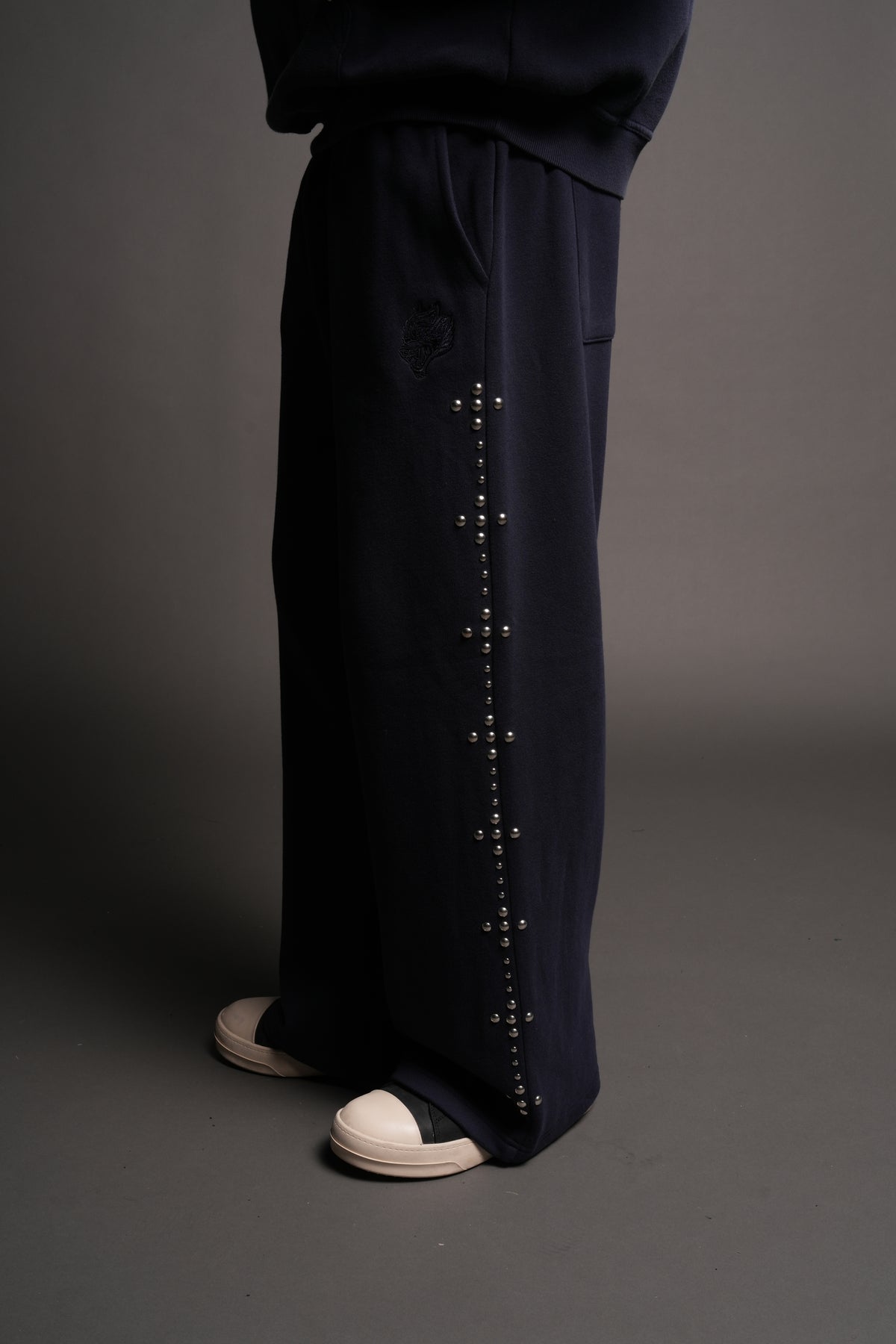 Wolves Heritage Lennox Sweat Pants In Navy