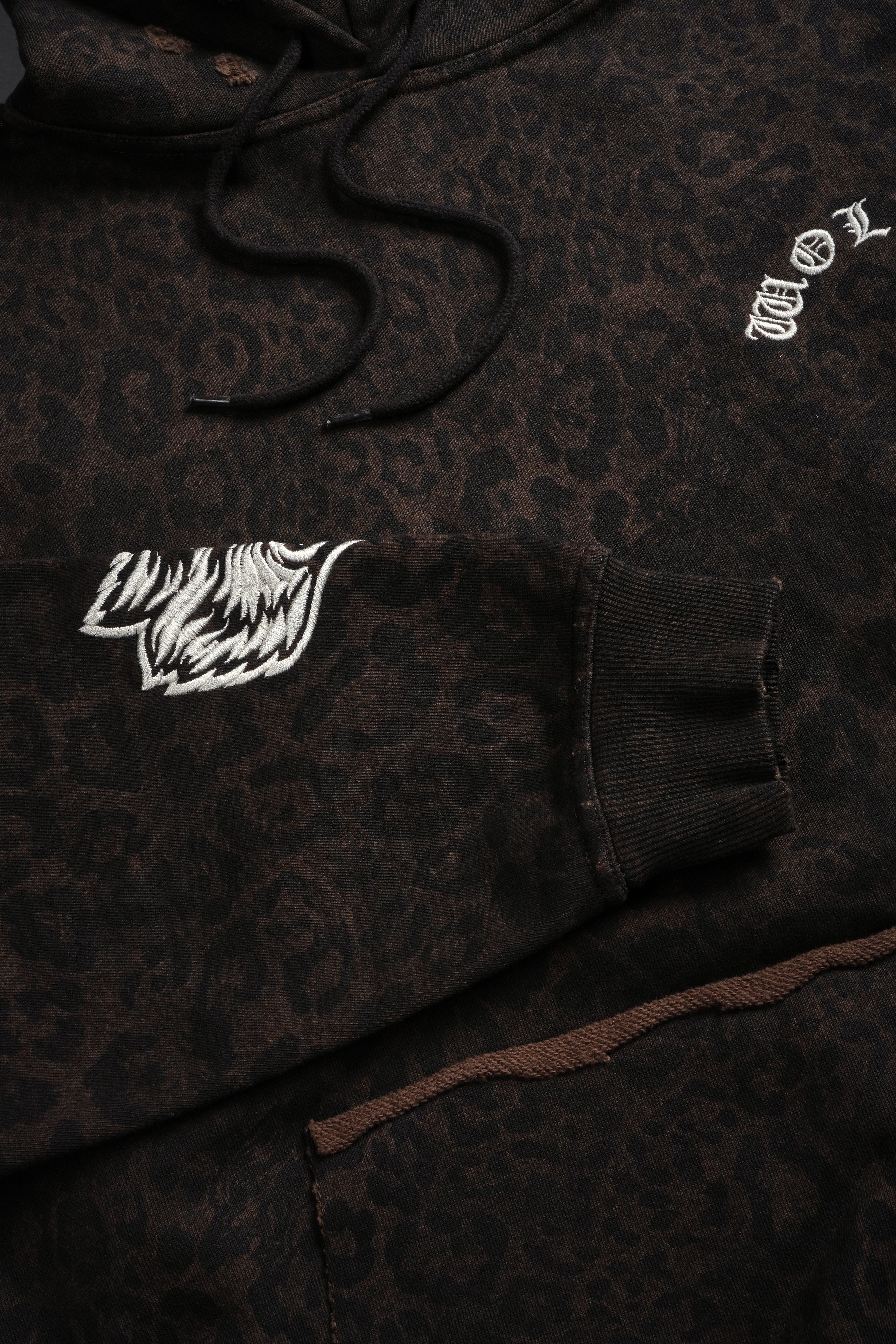 Embroidered Chopper Grunge Moatis Hoodie in Darc Brown Leopard