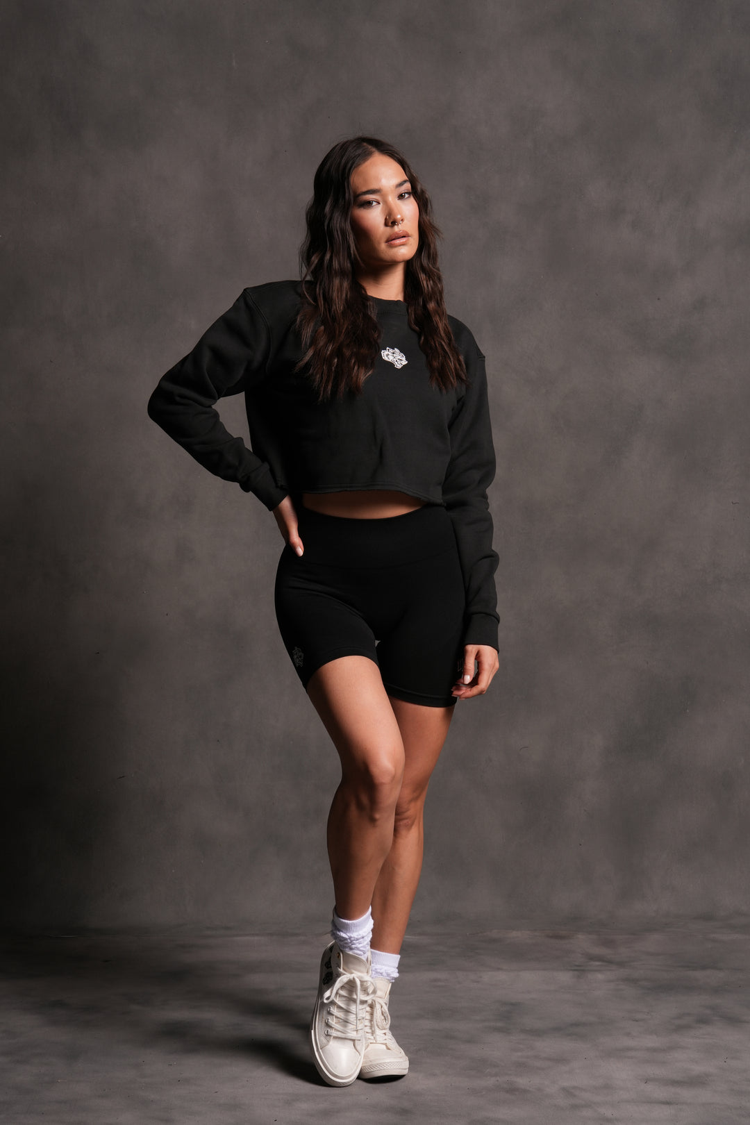 Wolf Head Cropped Crewneck in Black