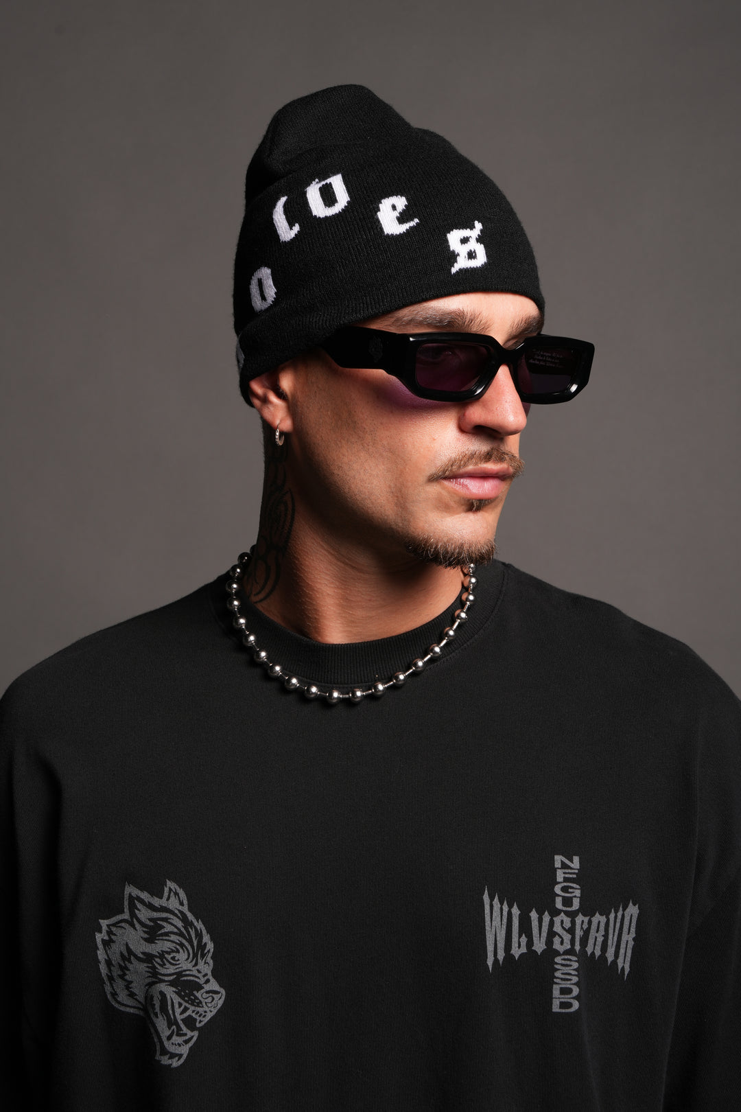Pyramid Wolves Cap Beanie In Black