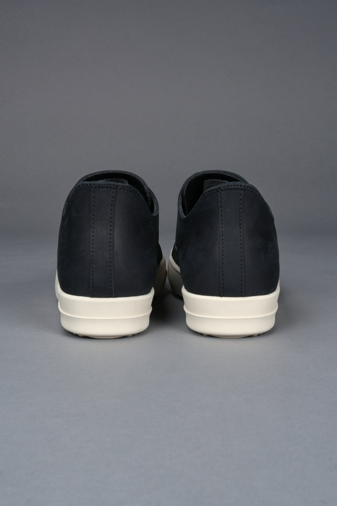 Venice Low Top Shoe in Black/Cream