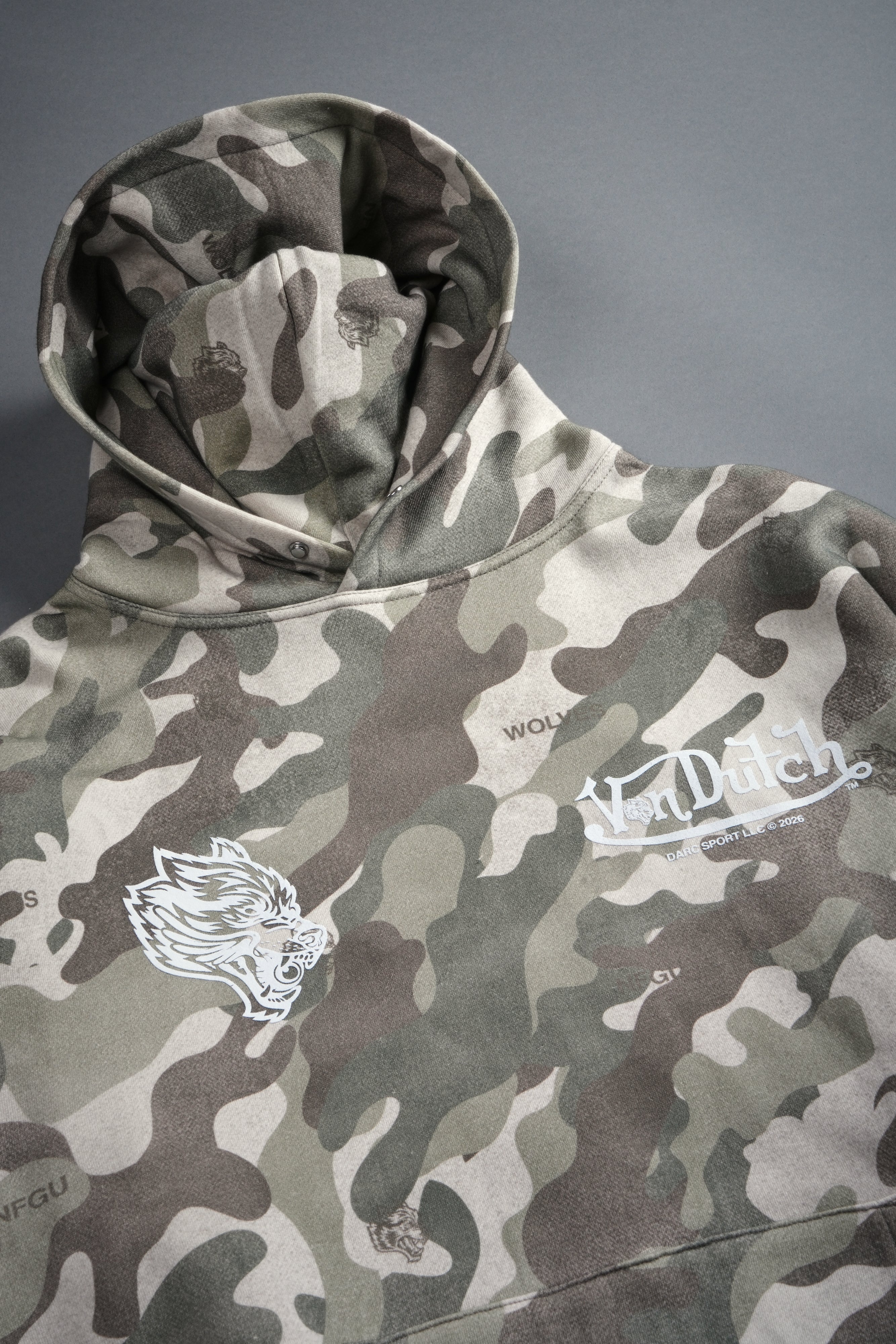 Von Wild Pierce Hoodie in Dsvd Green Camo