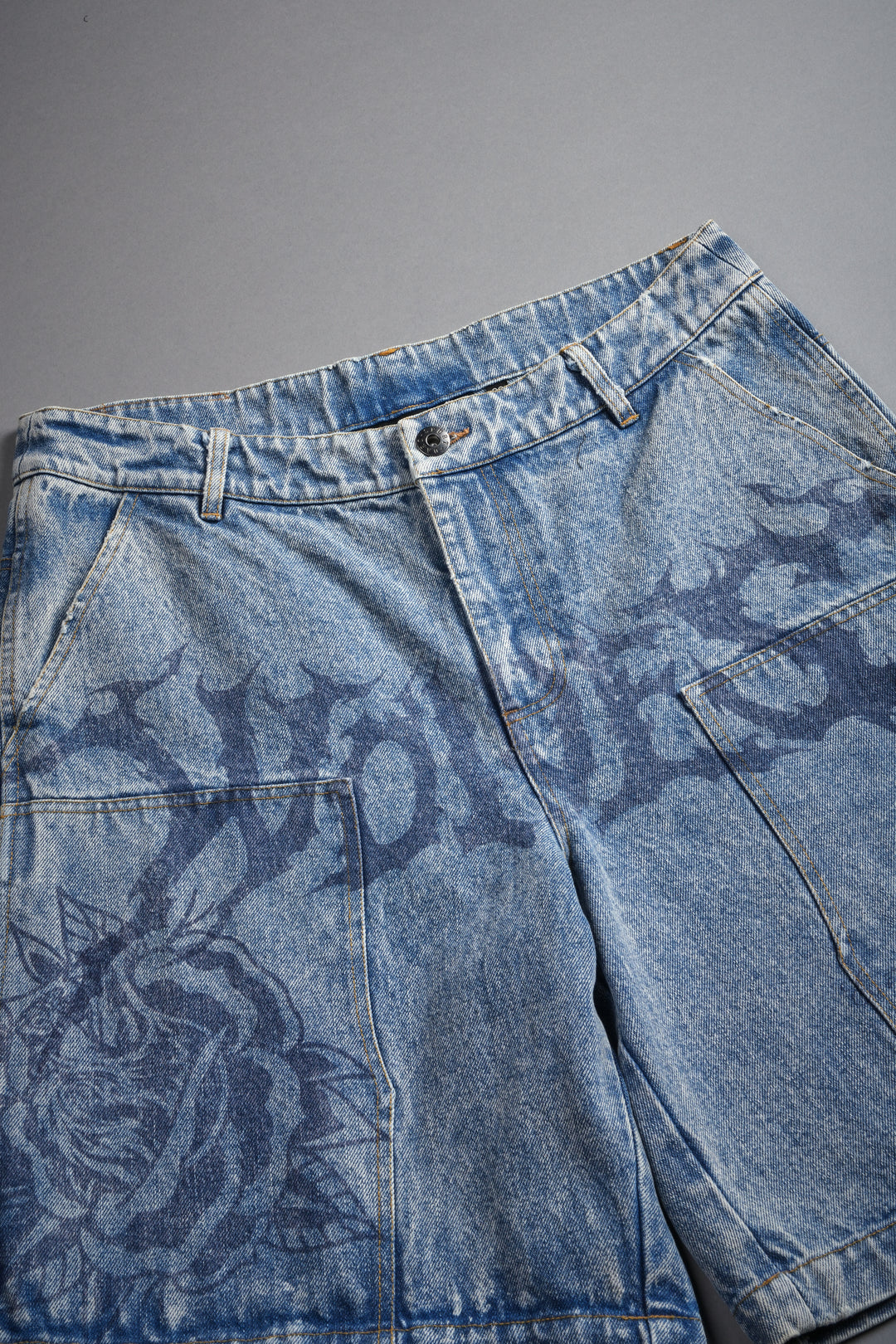 Hesh Rose Denim Carpenter Short in Light Wash