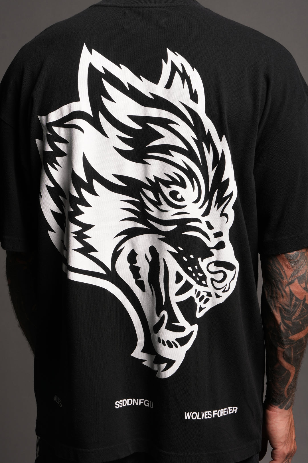 Big Wolf Head Premium Oversized Tee In Black