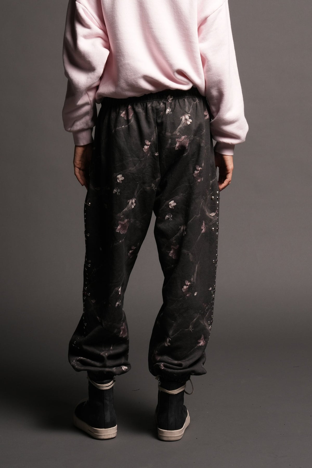 Wolves Heritage Lightweight Lounger Sweat Pants In All Of Us Camo