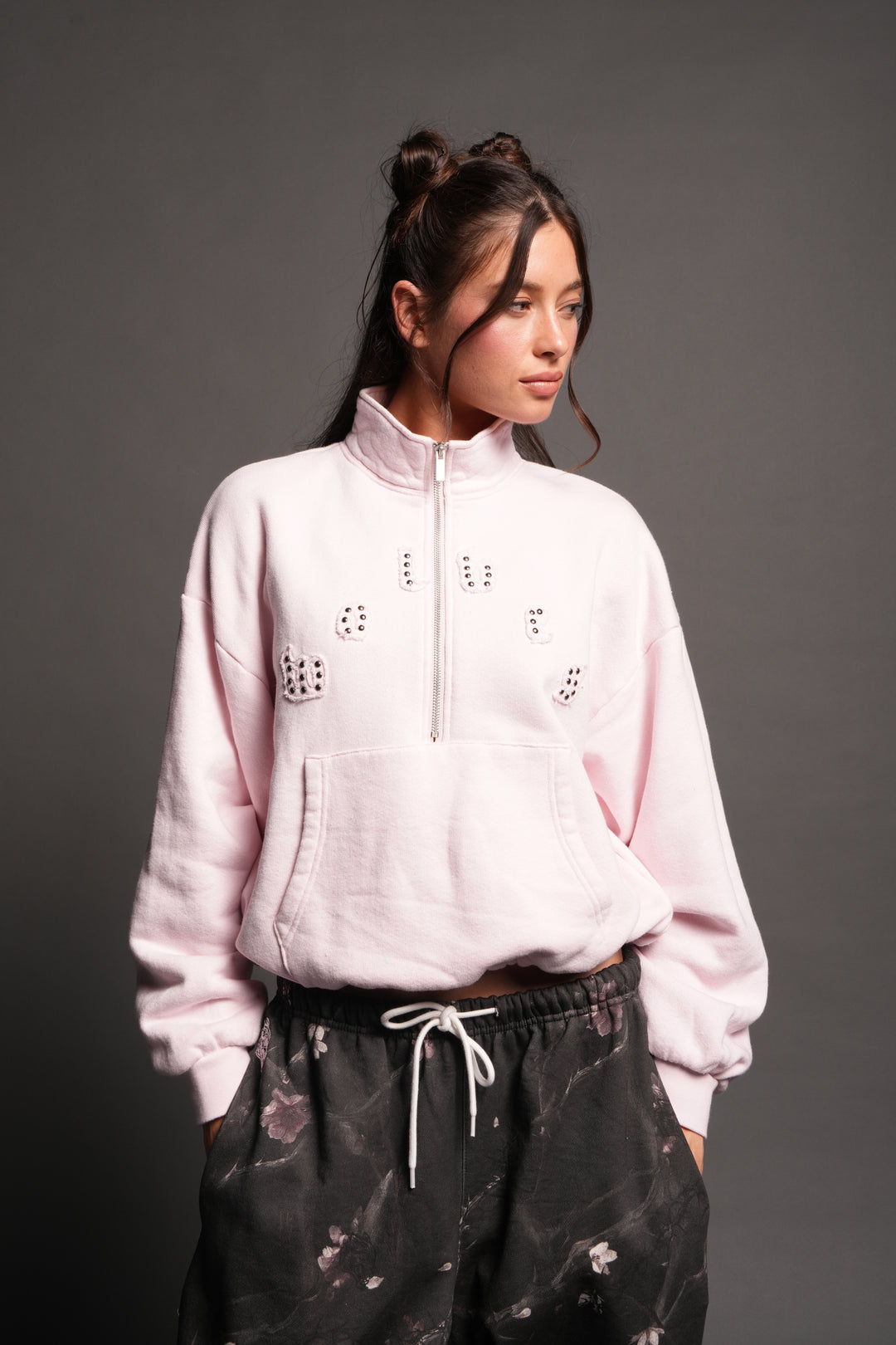 Stud Pyramid She Everson Mockneck Sweater In Blush Pink